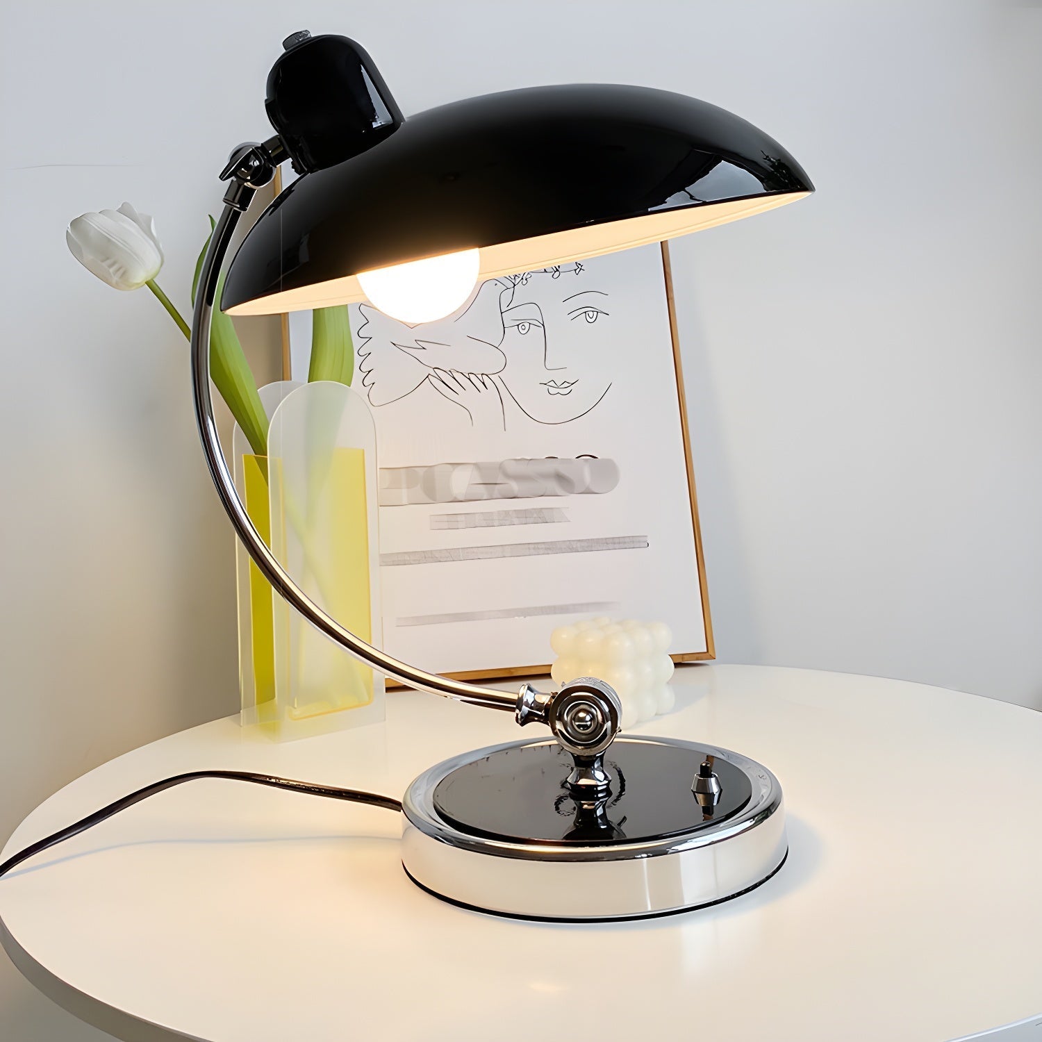 Sebis Retro Table Lamp