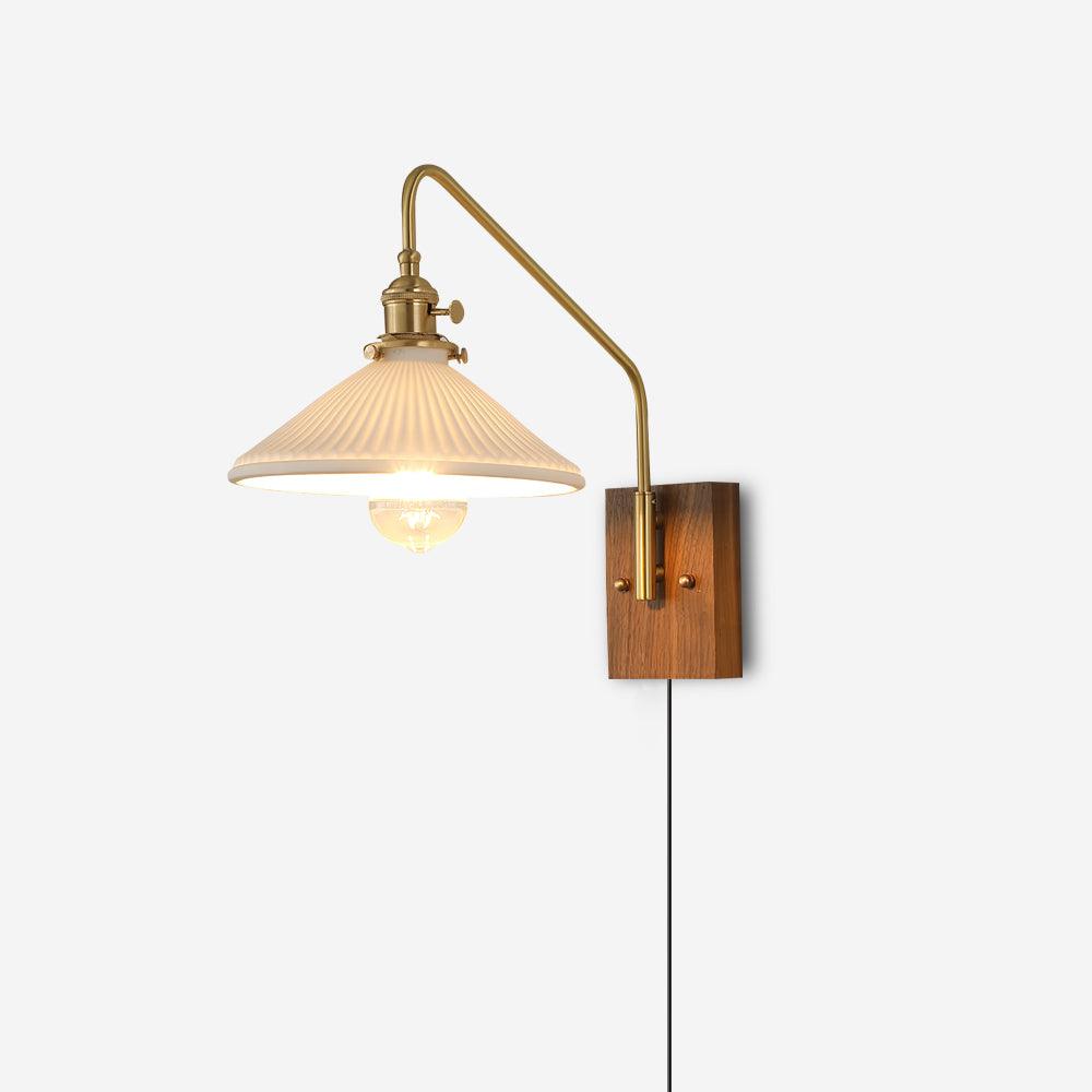 Leskey Wall Light