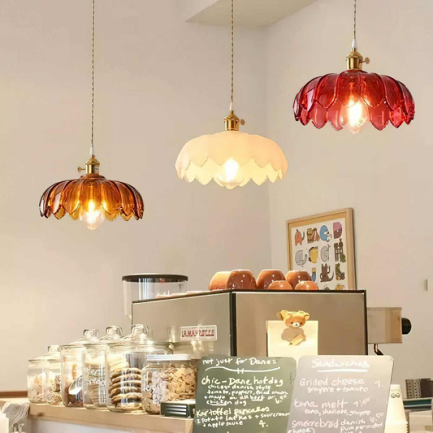 Morras Petal Pendant Light