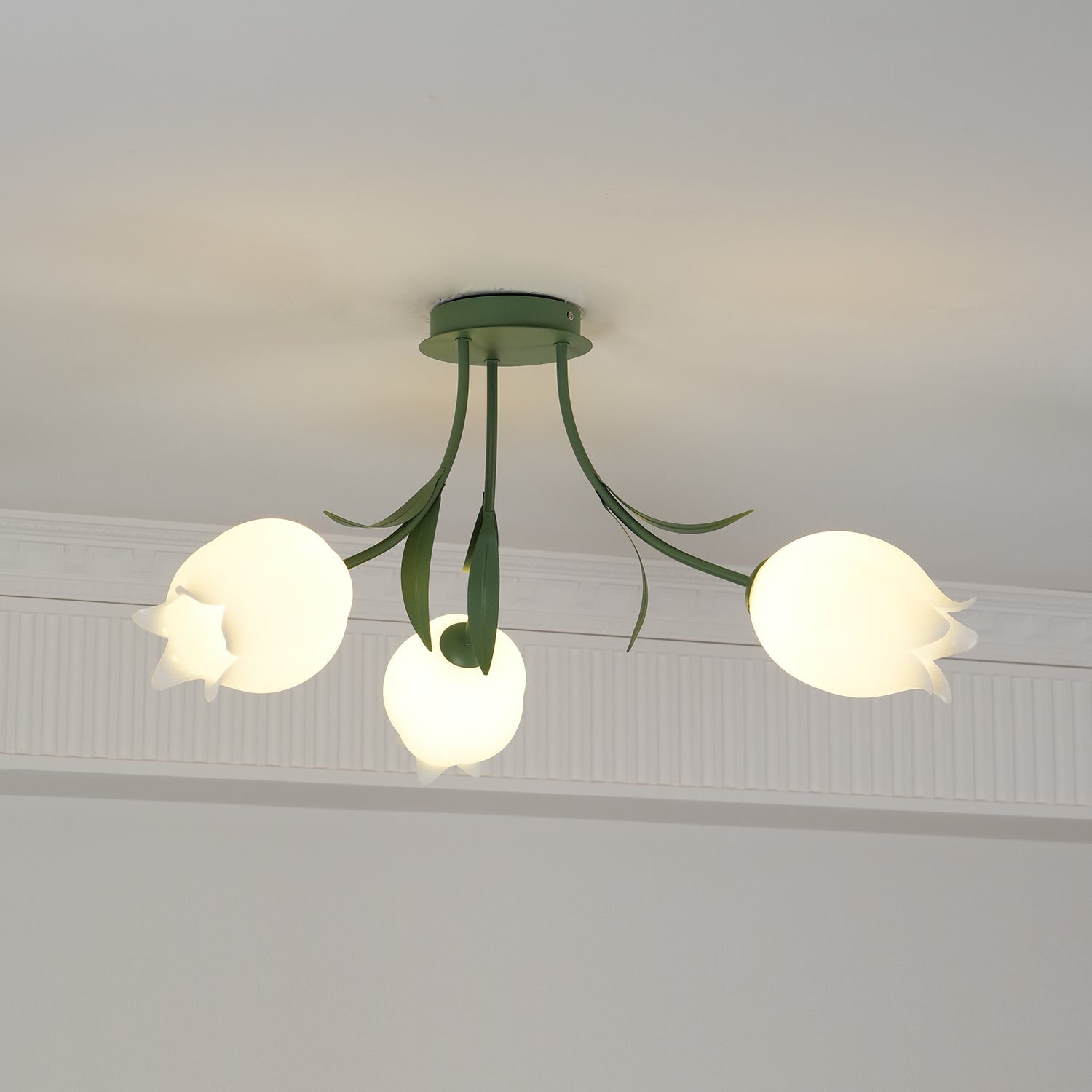 Forella Flower Ceiling Light
