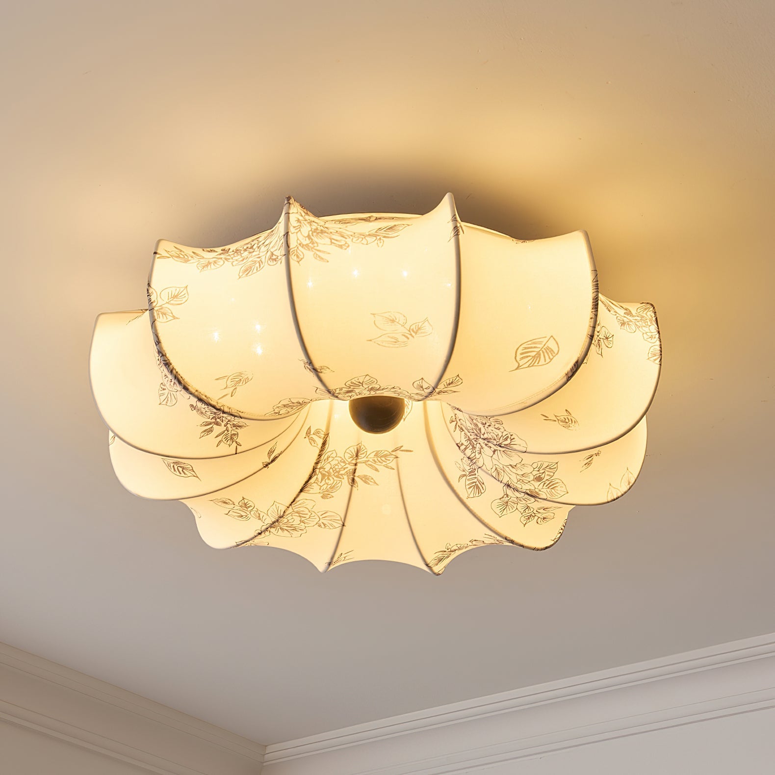 Kyneler Ceiling Light