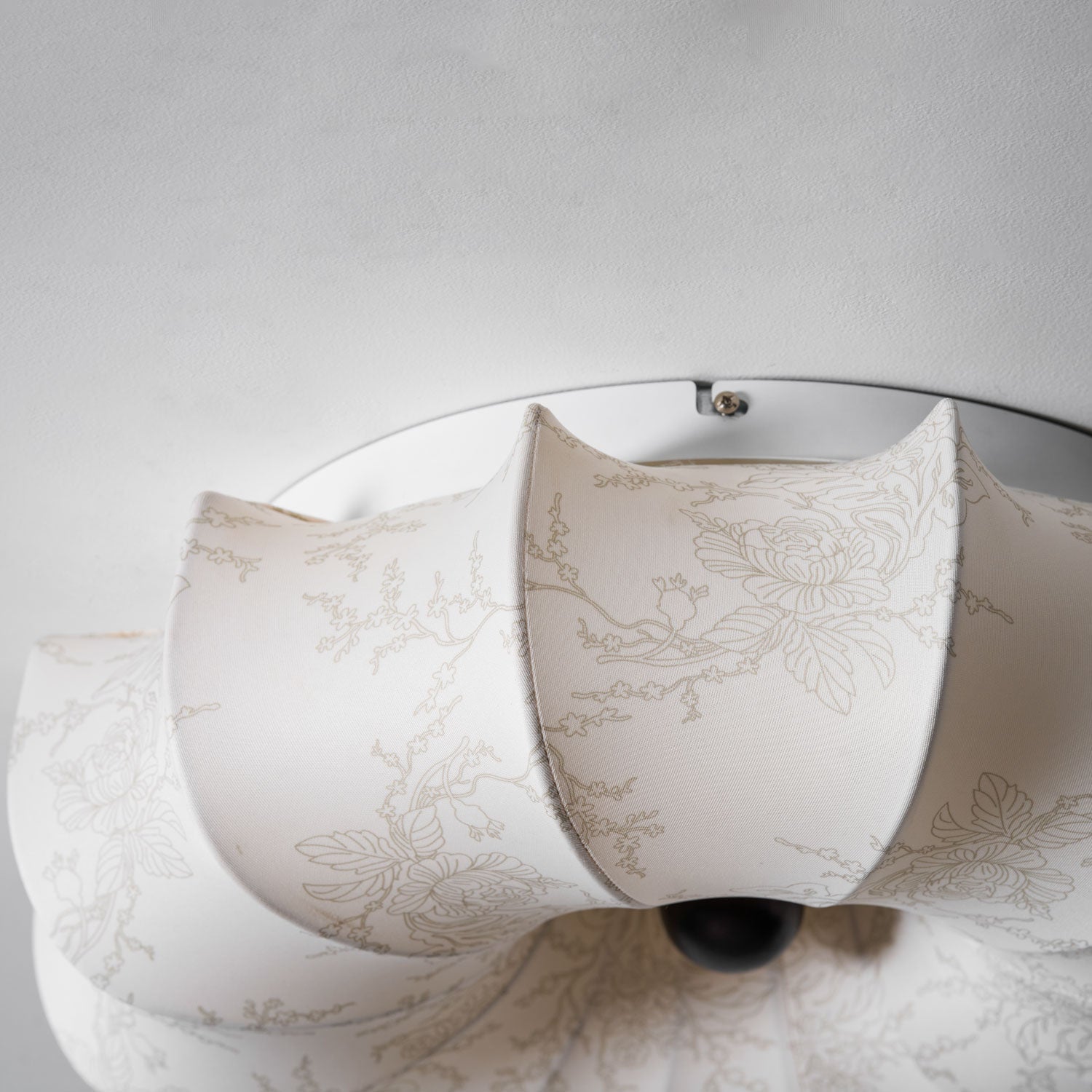 Kyneler Ceiling Light