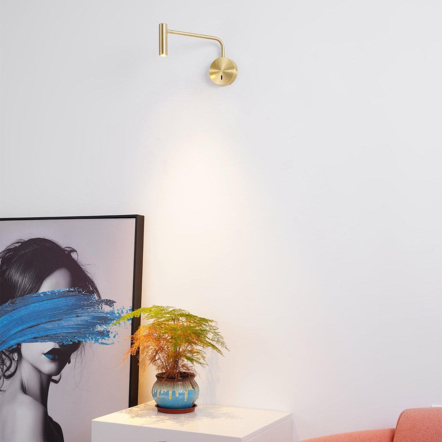 Zenavo Wall Light