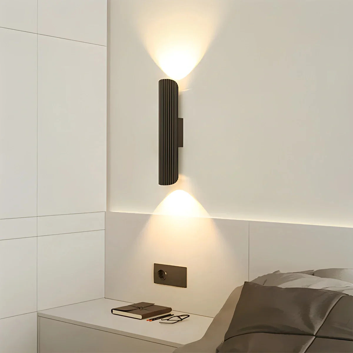 Voliro Wall Light