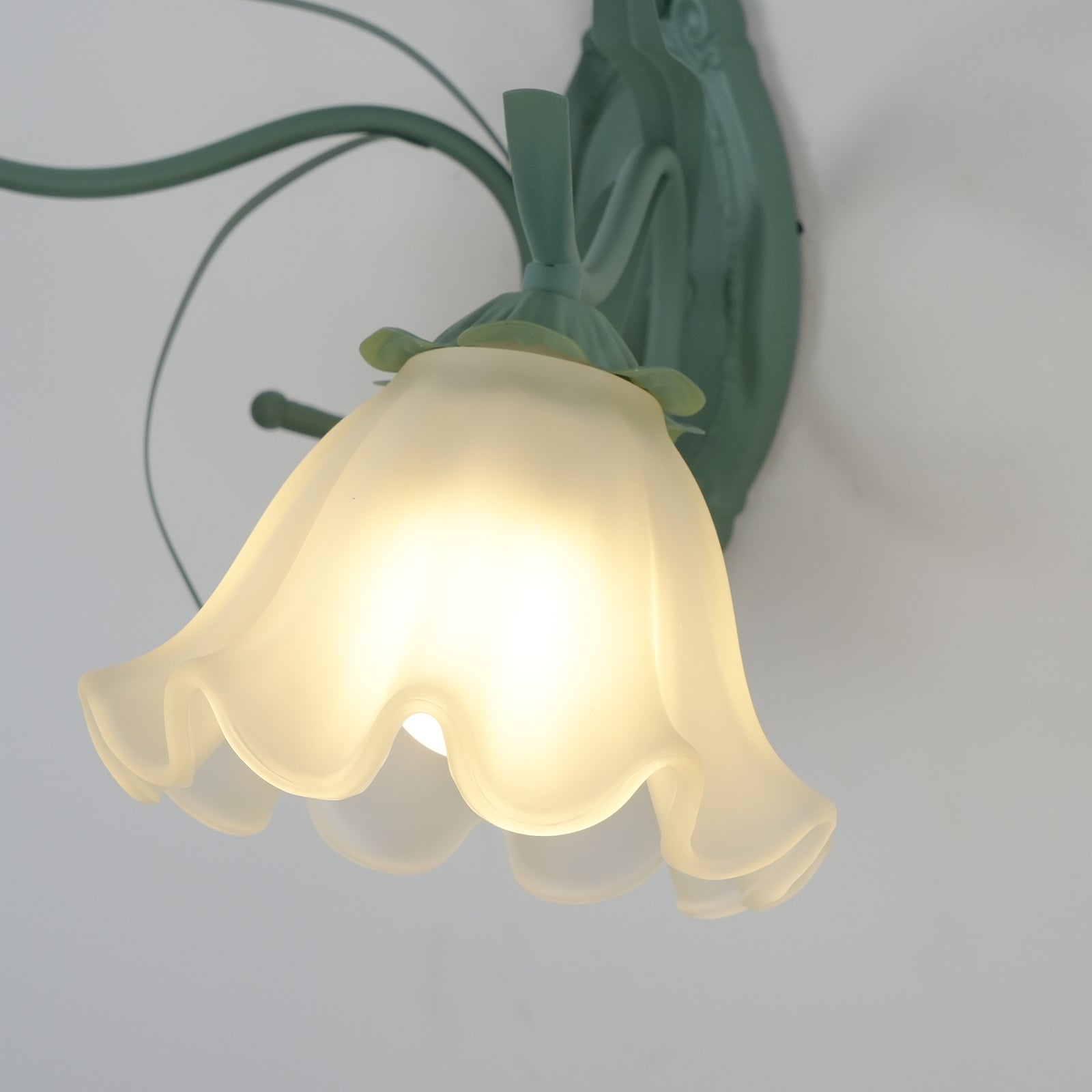 Bryzon Wall Light