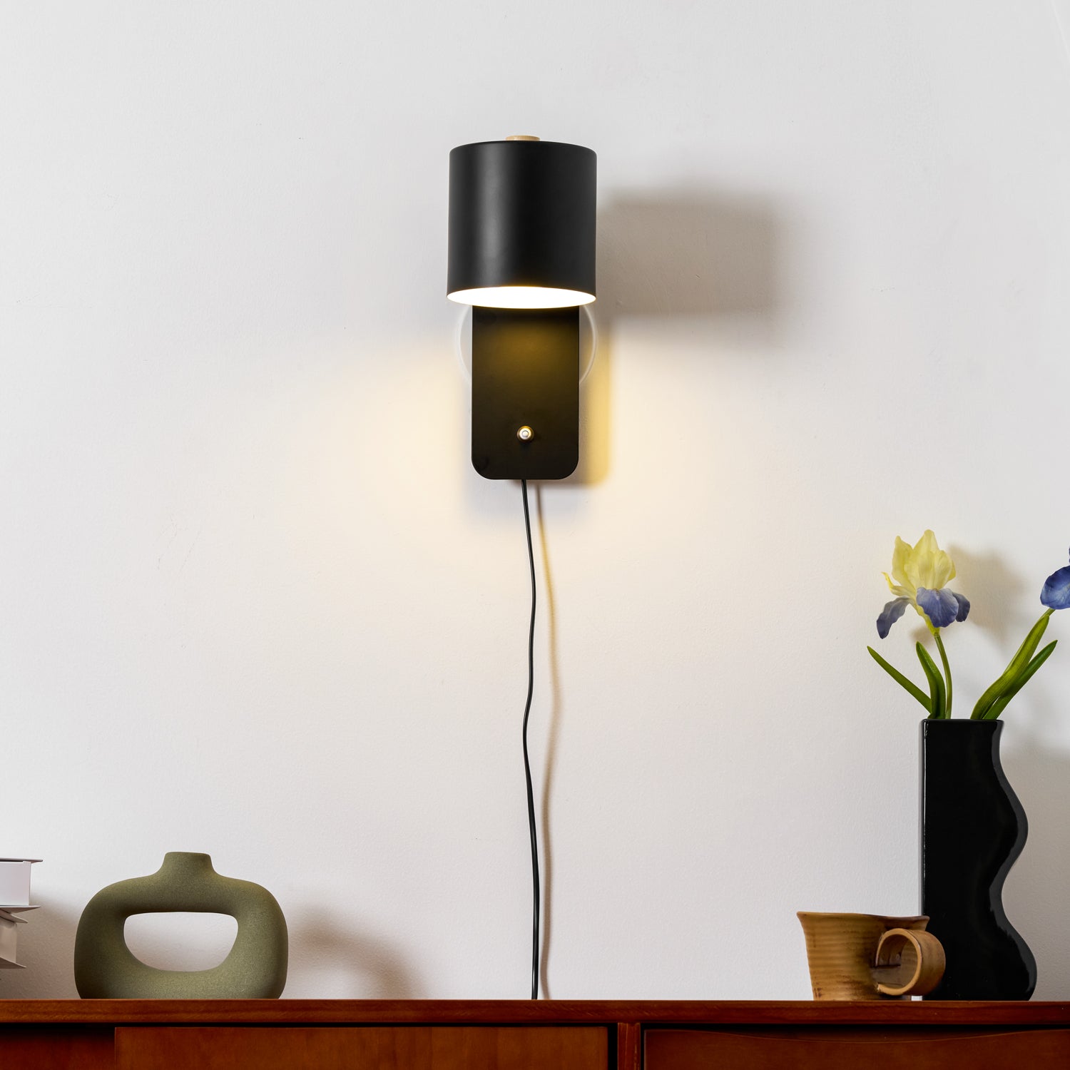 Lome Rotatable Wall Light