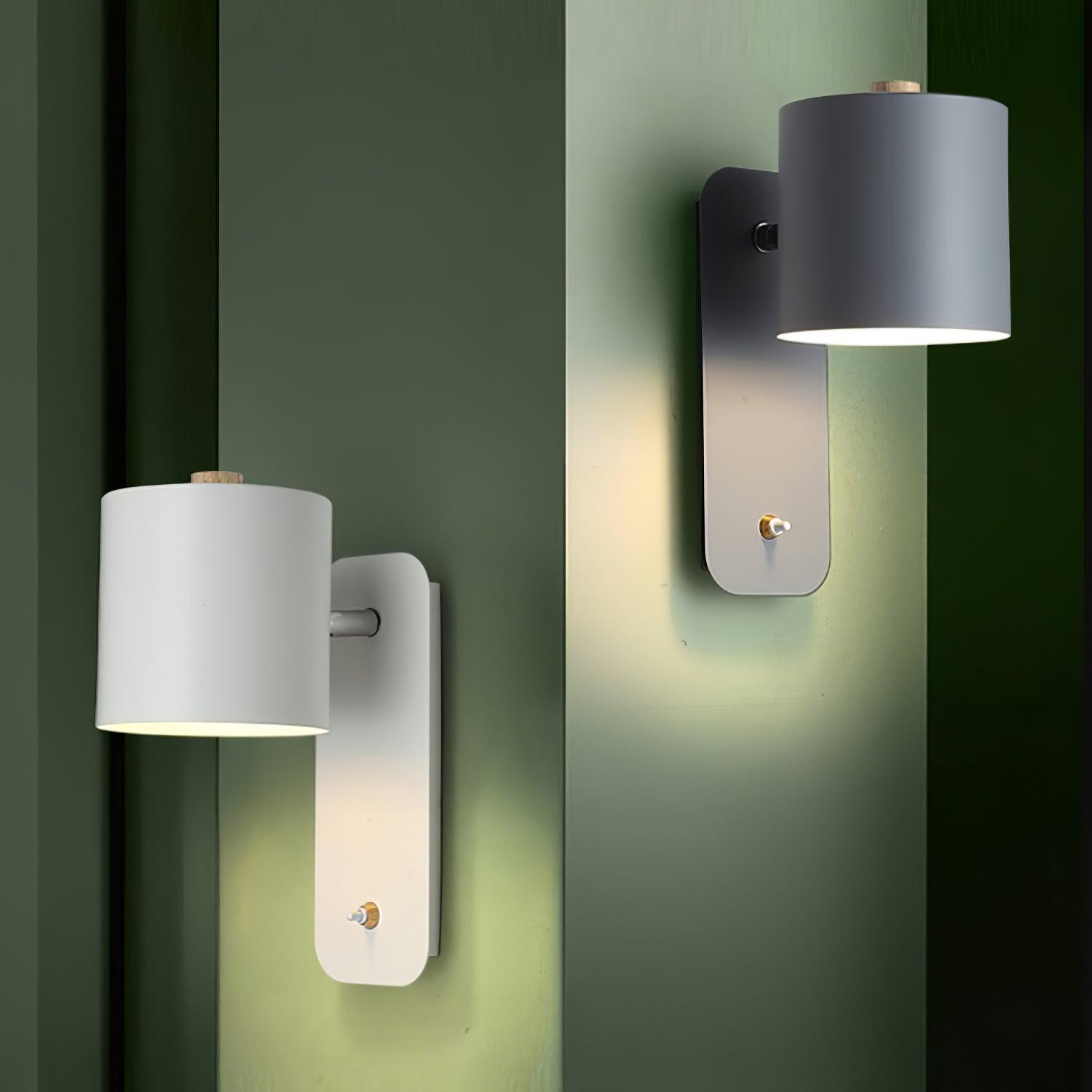 Klusy Rotatable Wall Light