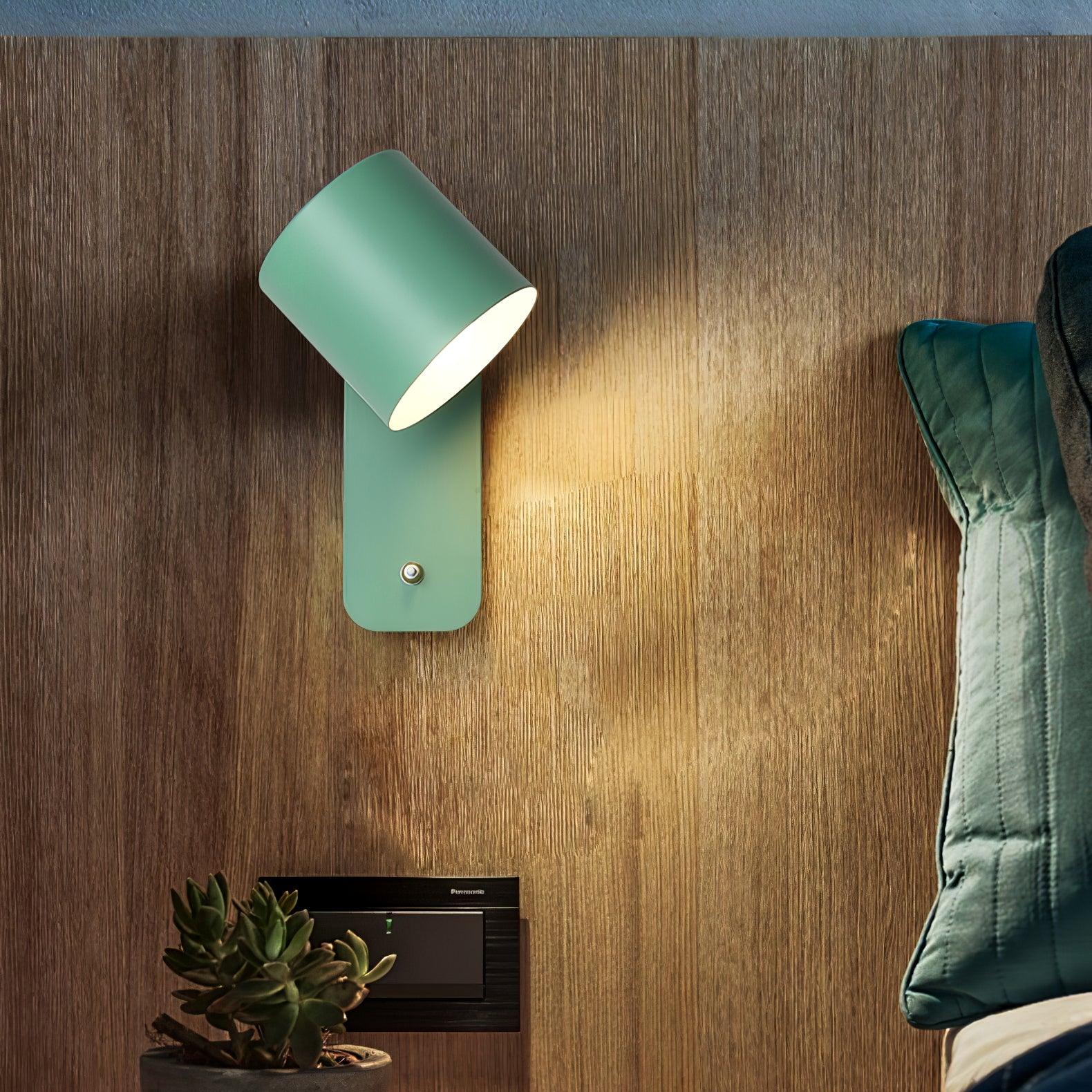 Klusy Rotatable Wall Light