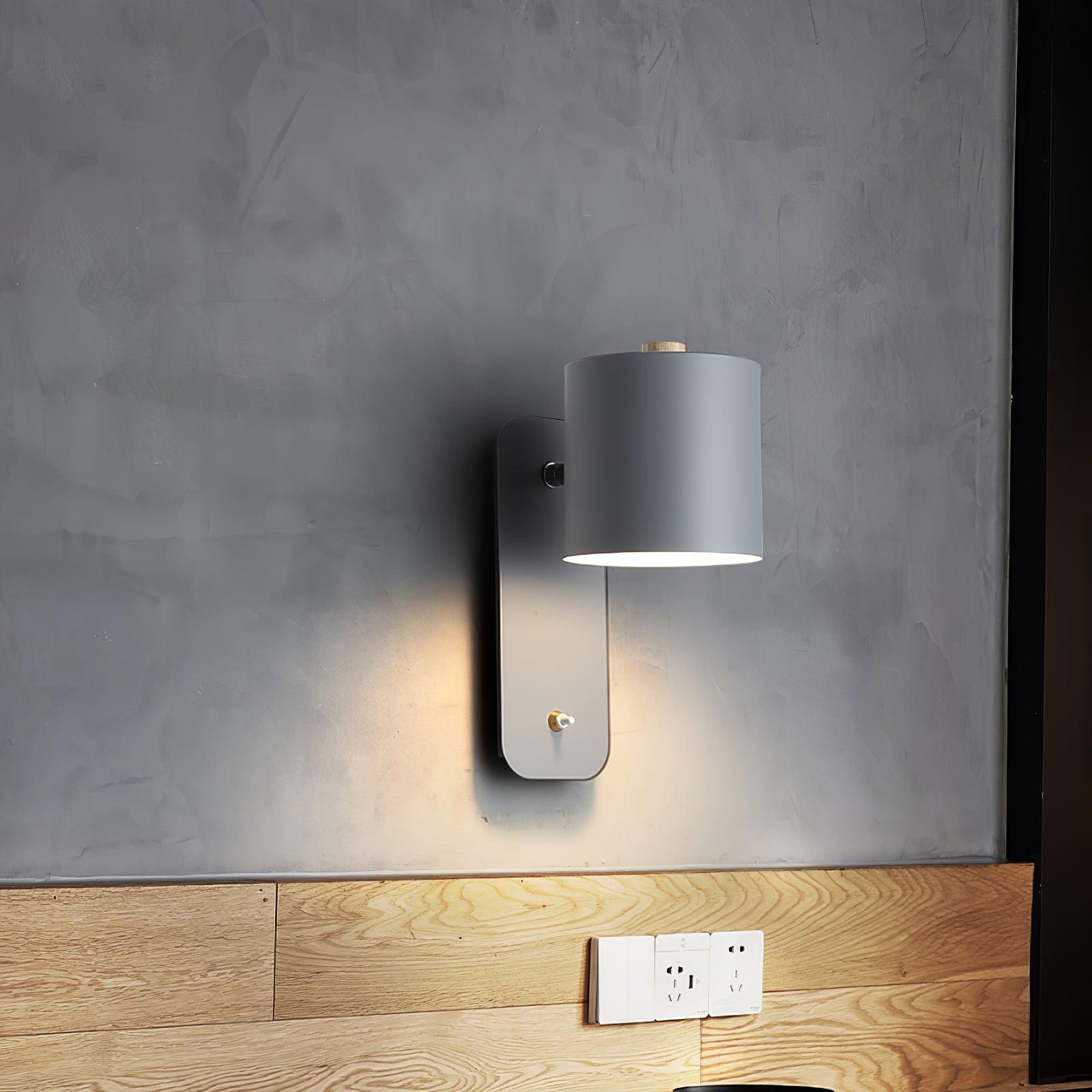 Klusy Rotatable Wall Light