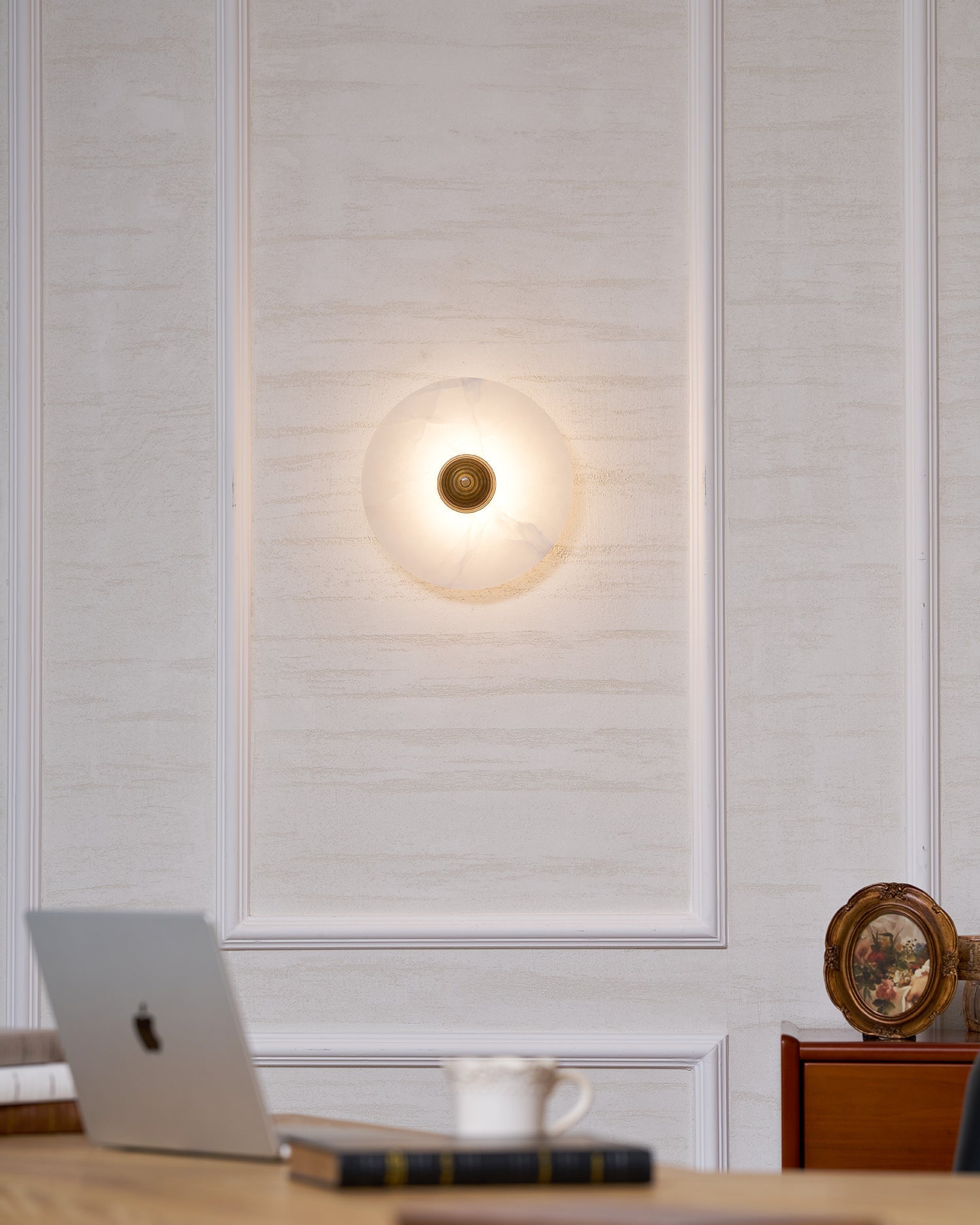 Velle Round Wall Light