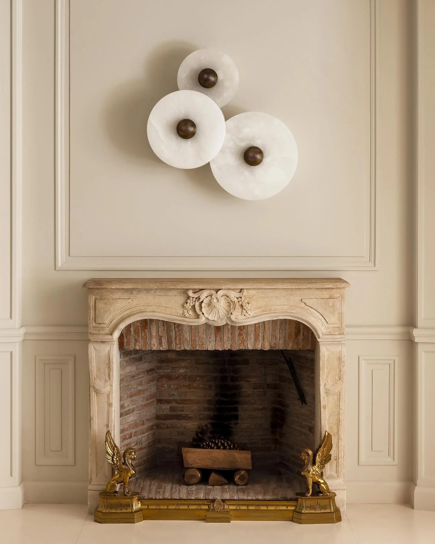 Velle Round Wall Light