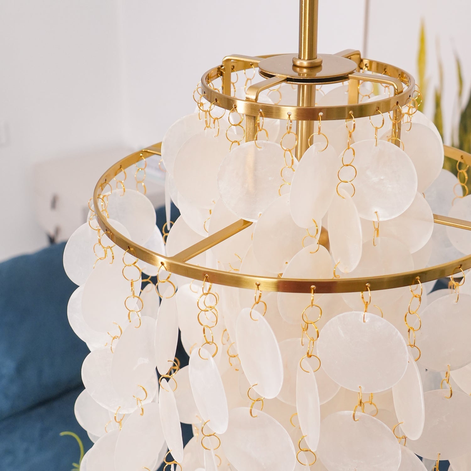 Qanserrino Chandelier