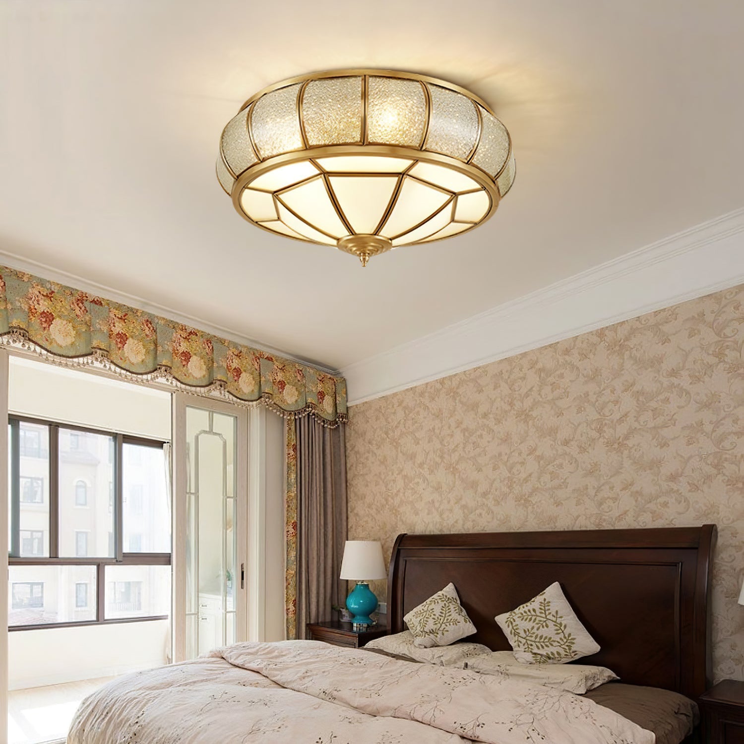 Komolin Ceiling Light