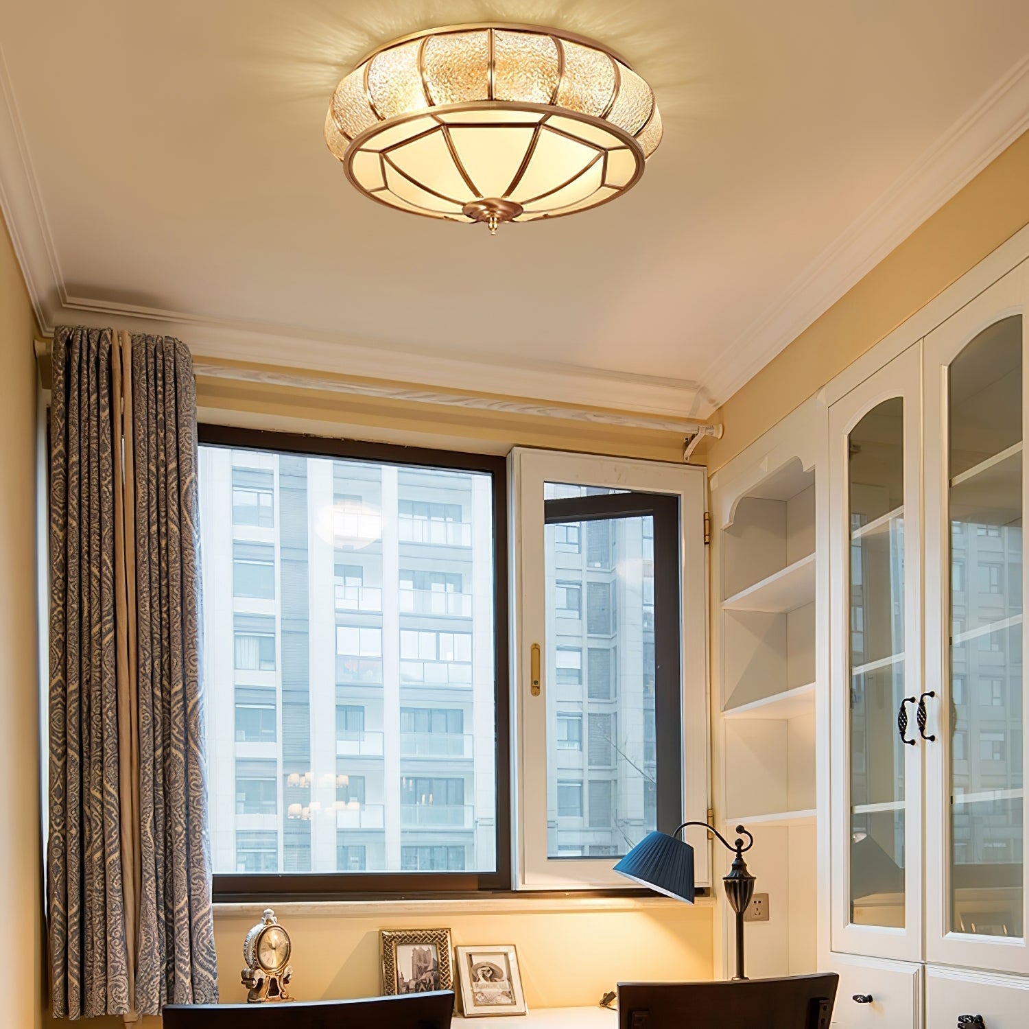 Komolin Ceiling Light