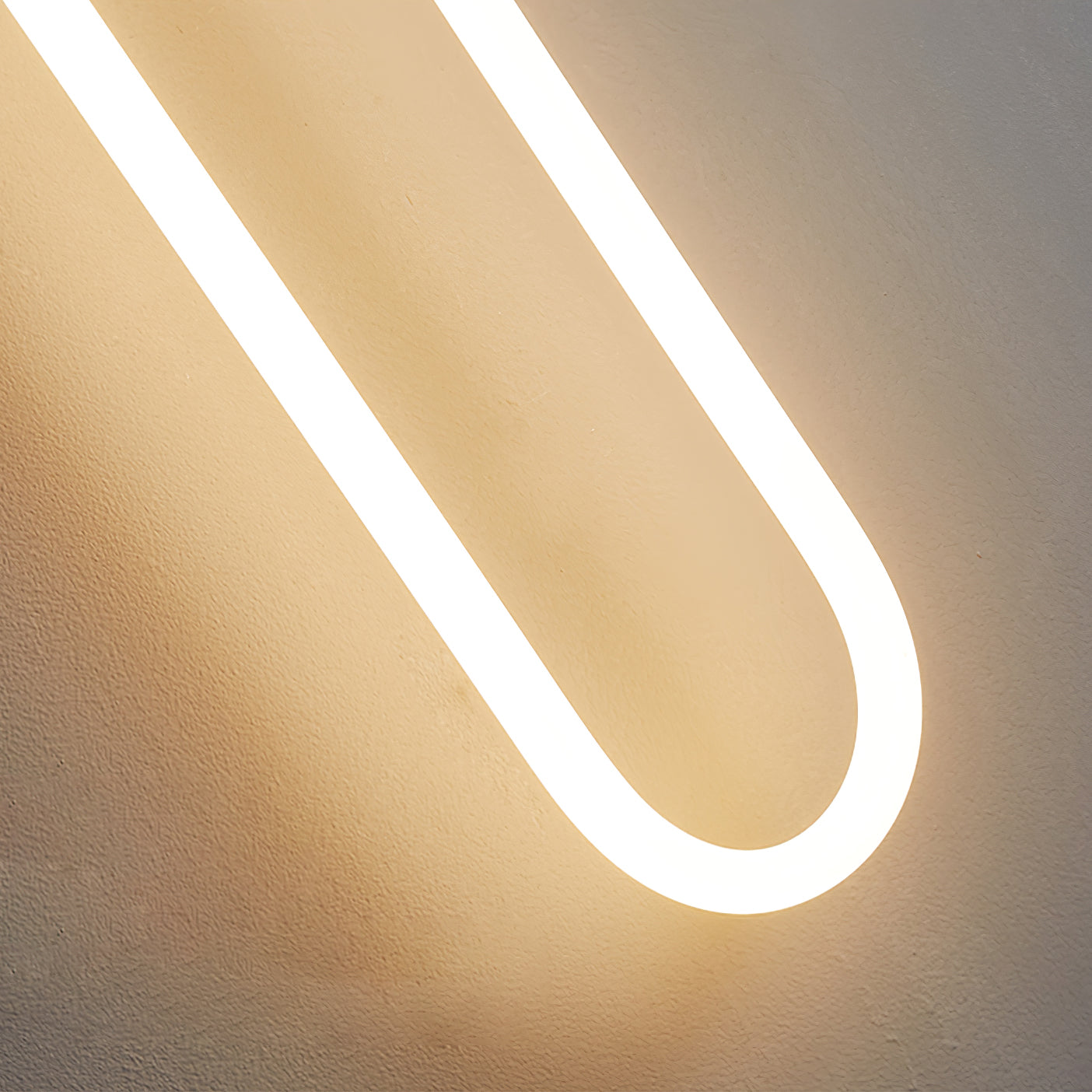 Paxanro Loop Wall Light
