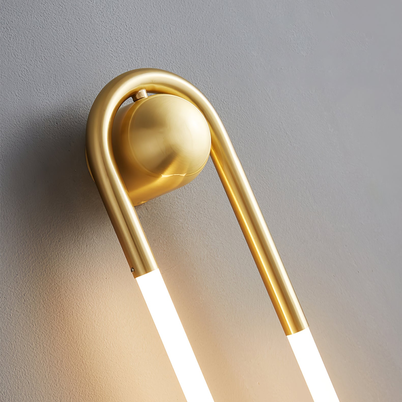 Paxanro Loop Wall Light