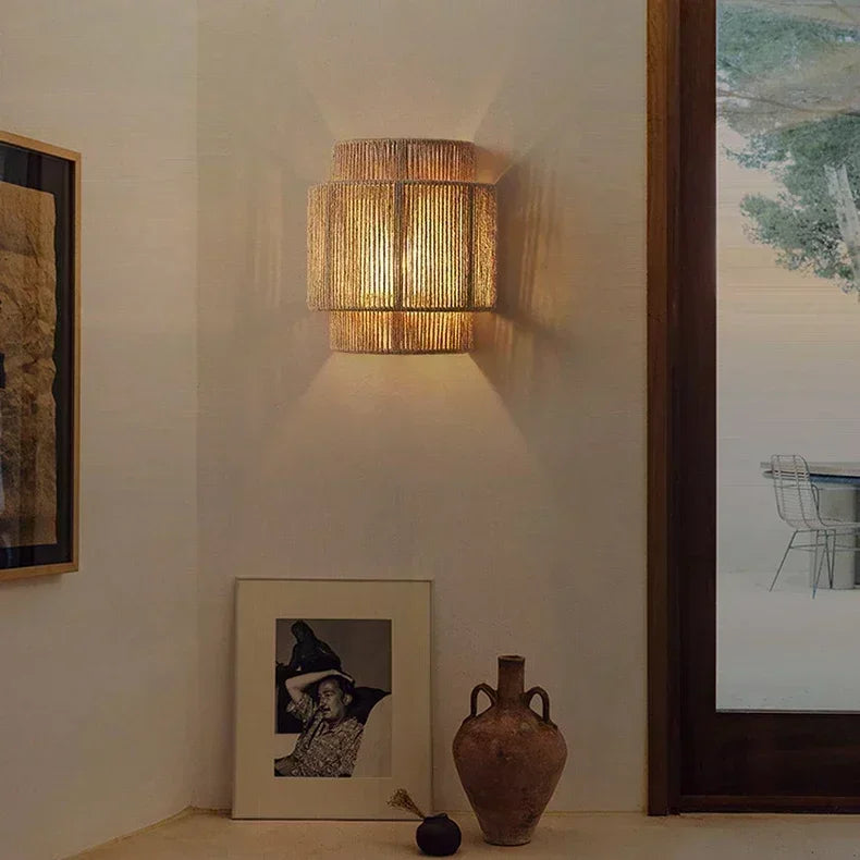 Ozu Hemp Rope Wall Light