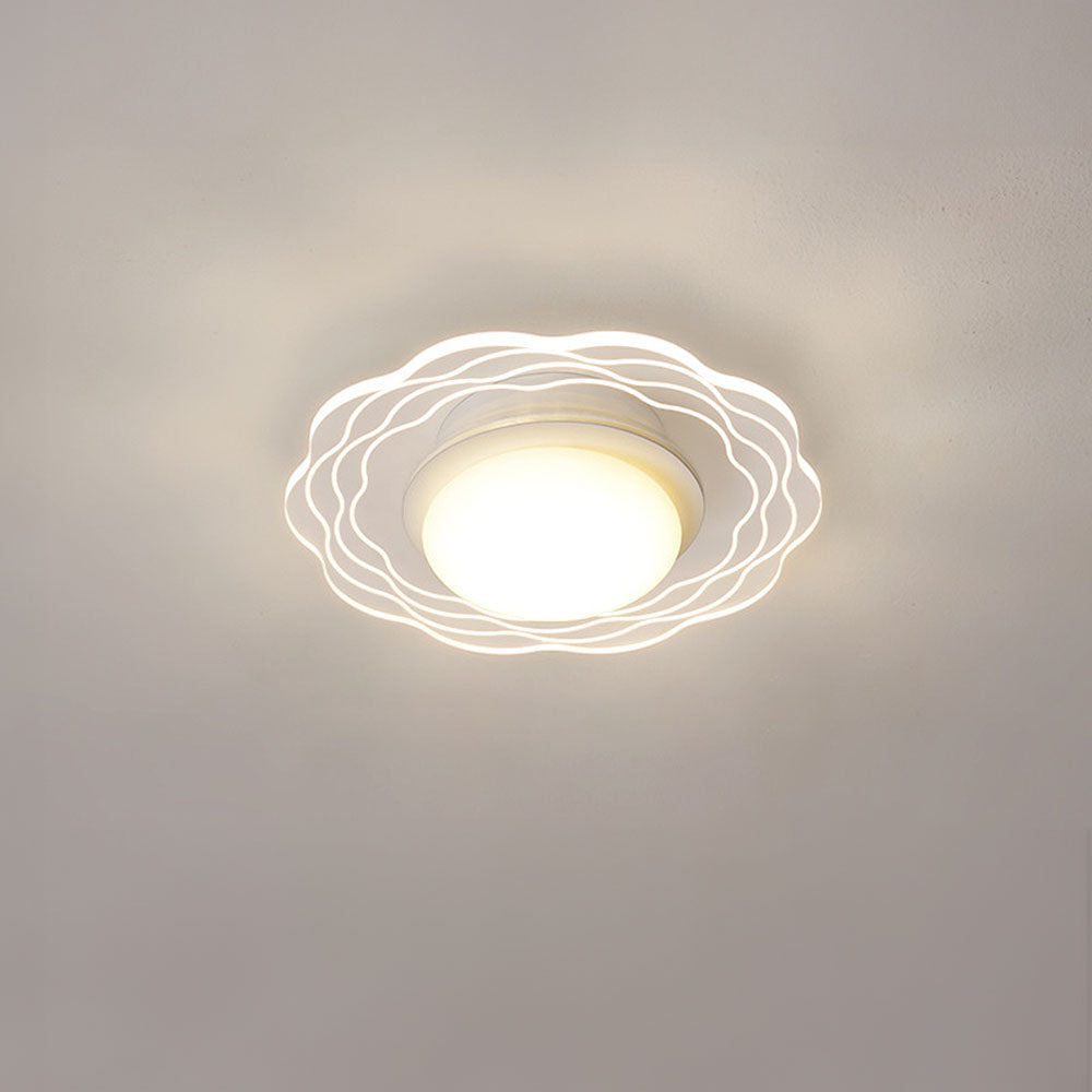 Bolovon Ceiling Light