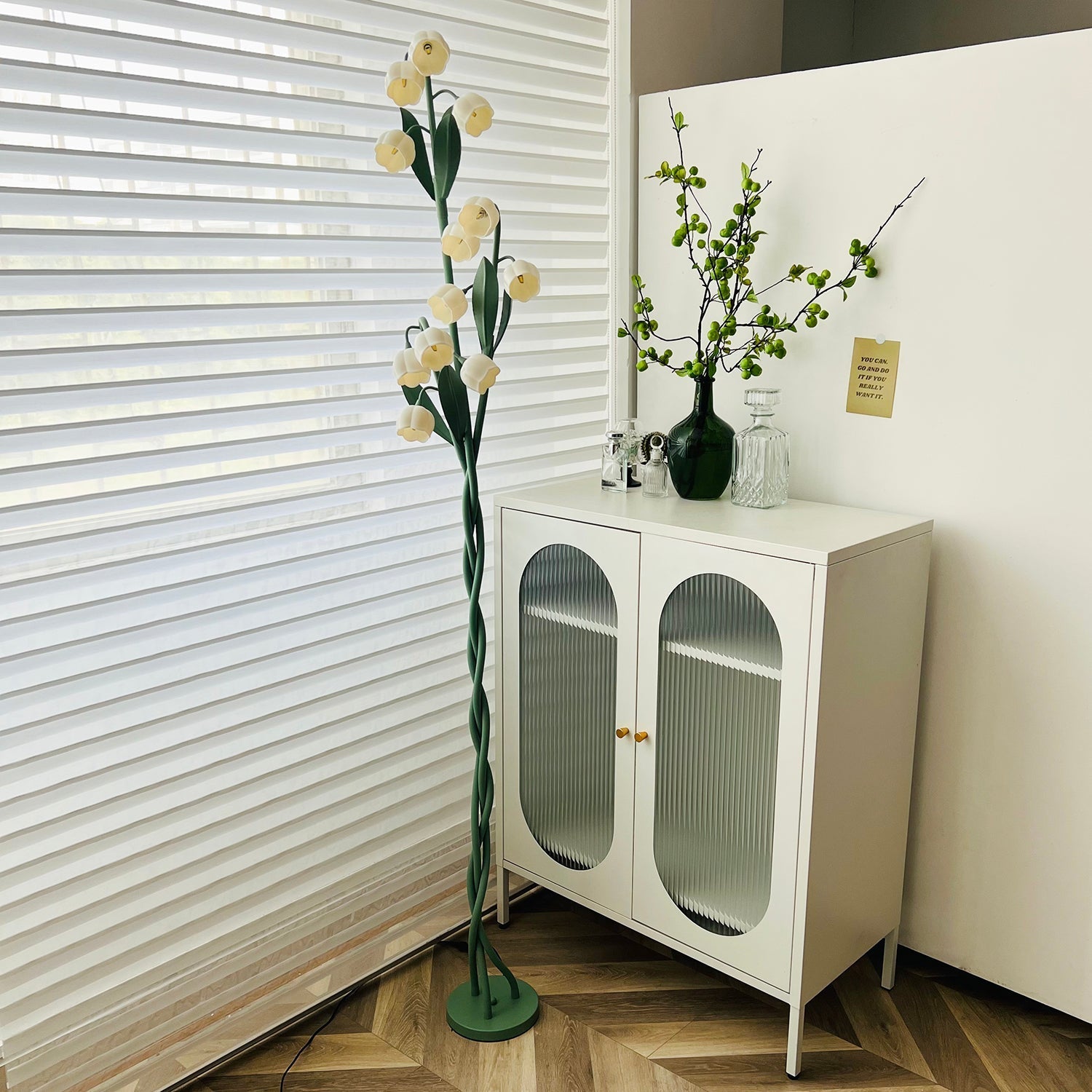 Seyra Flower Floor Lamp