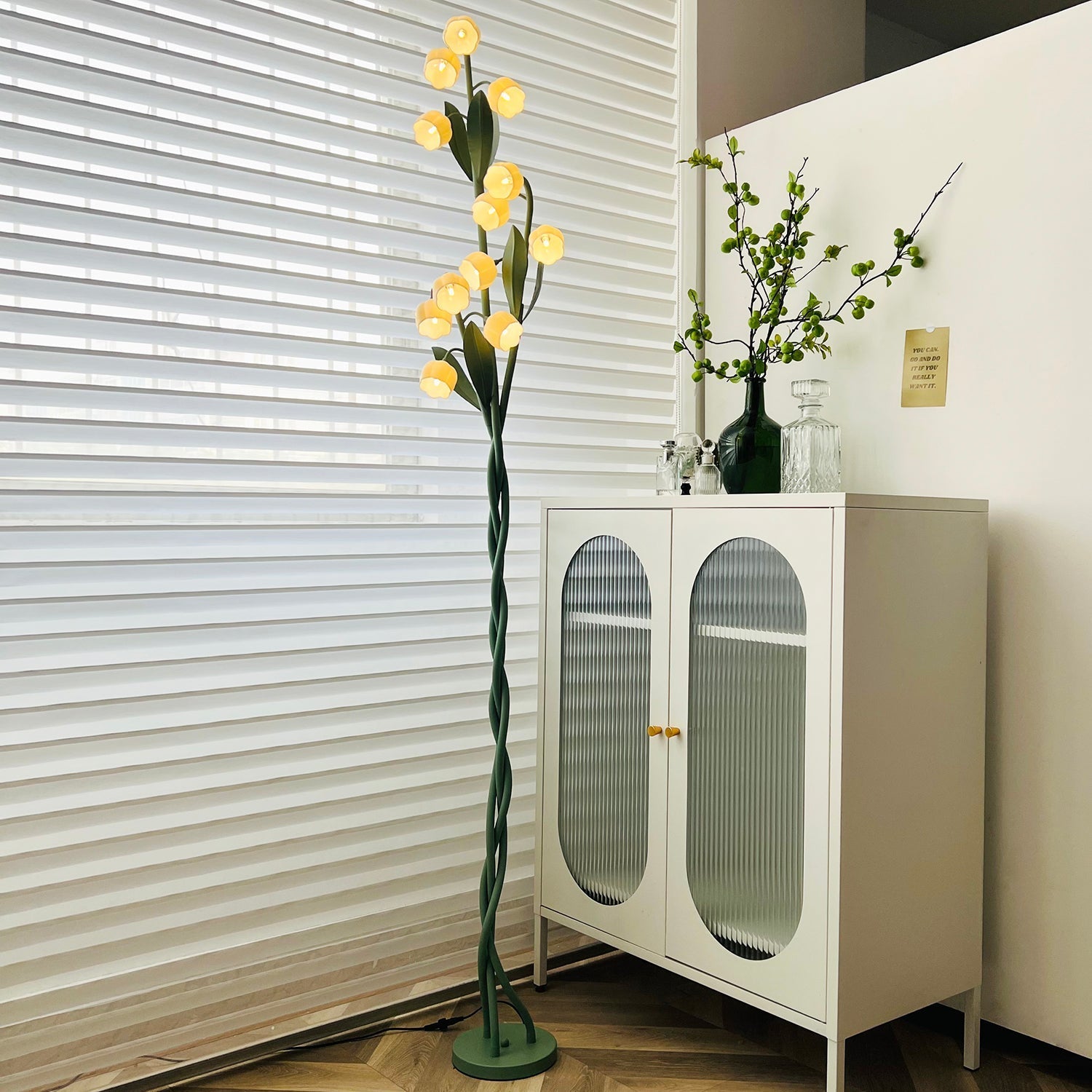 Seyra Flower Floor Lamp