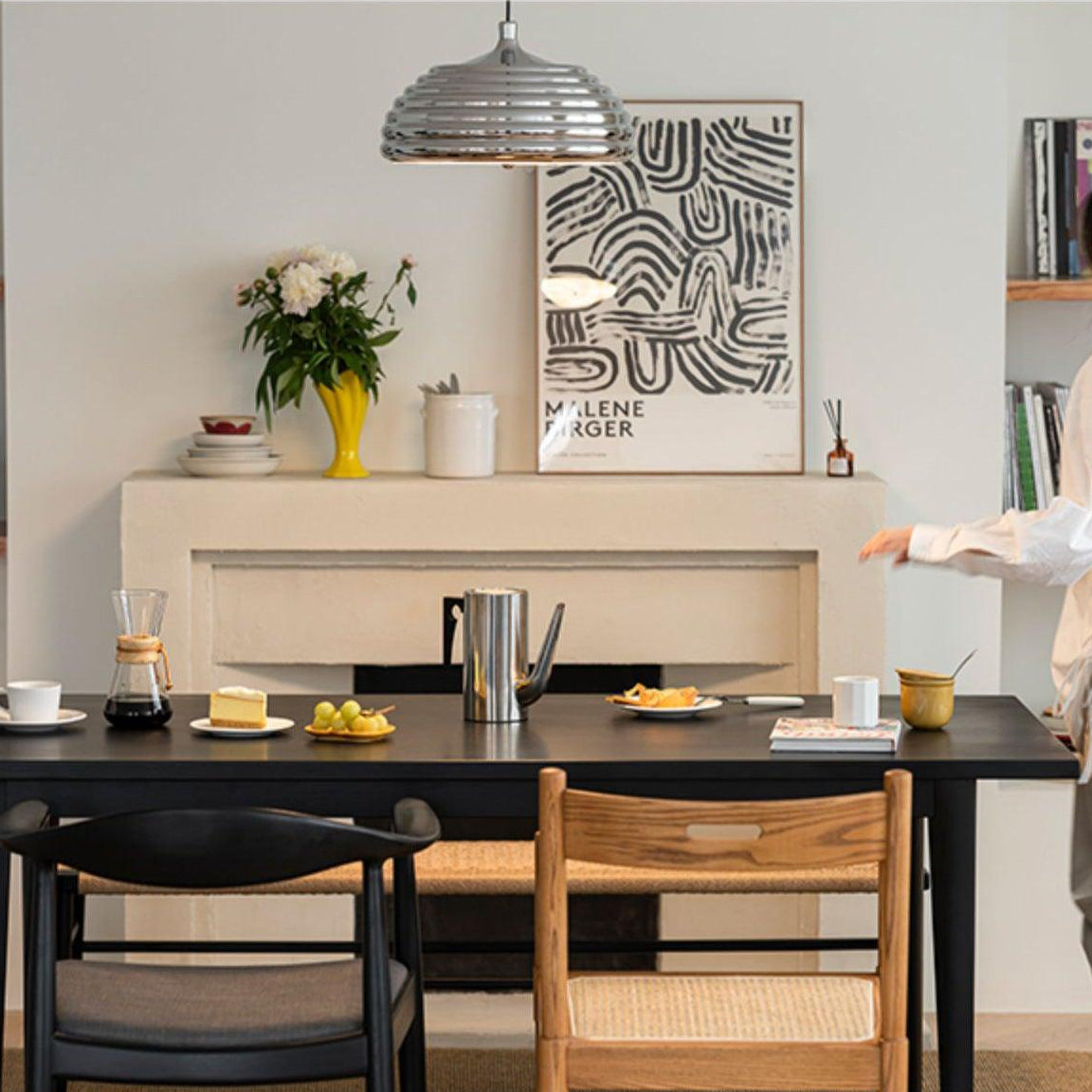 Setumo Swing Arm Pendant Light