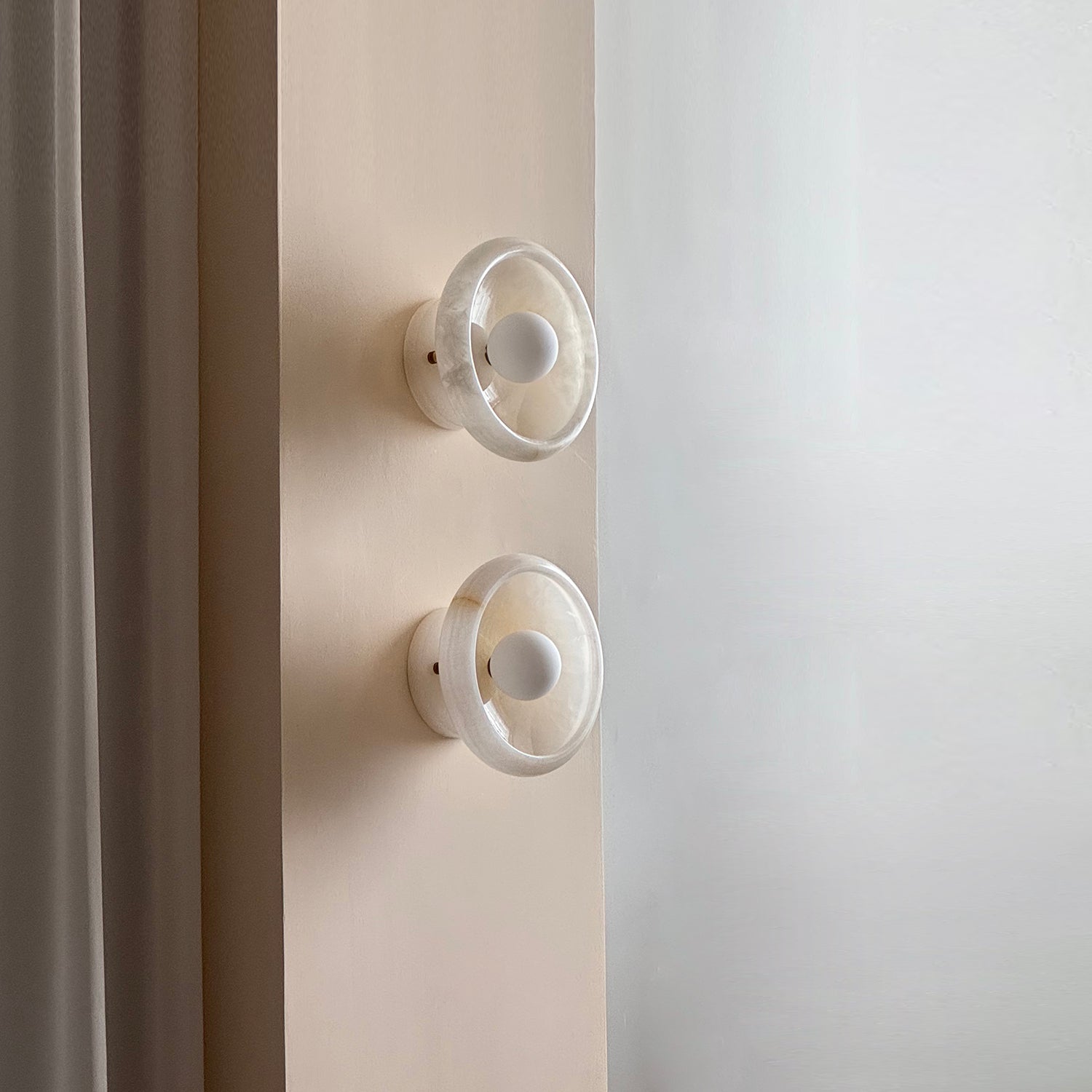Sylvek Wall Light