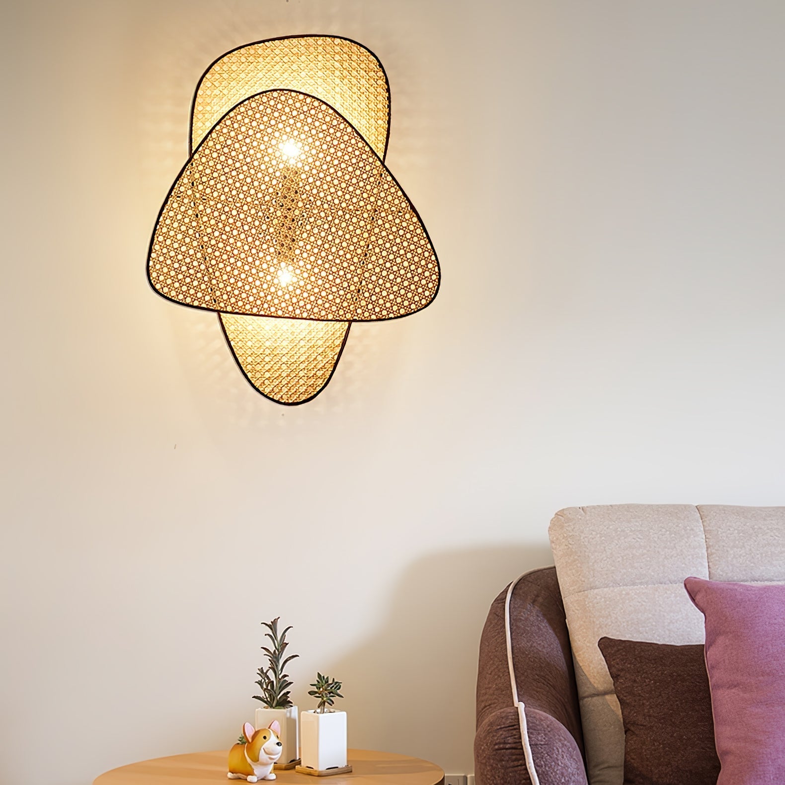 Mavina Wall Light