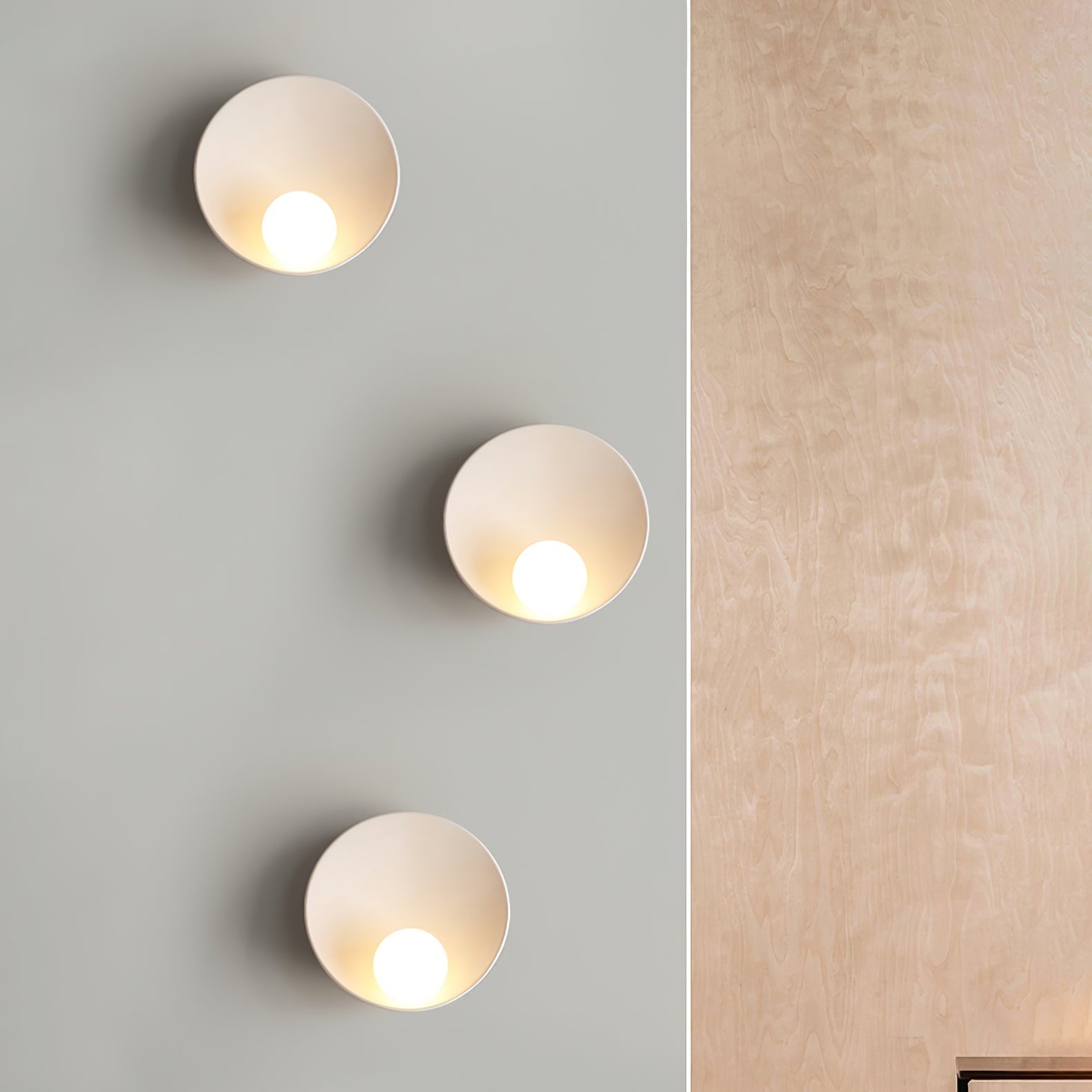 Semos Wall Light