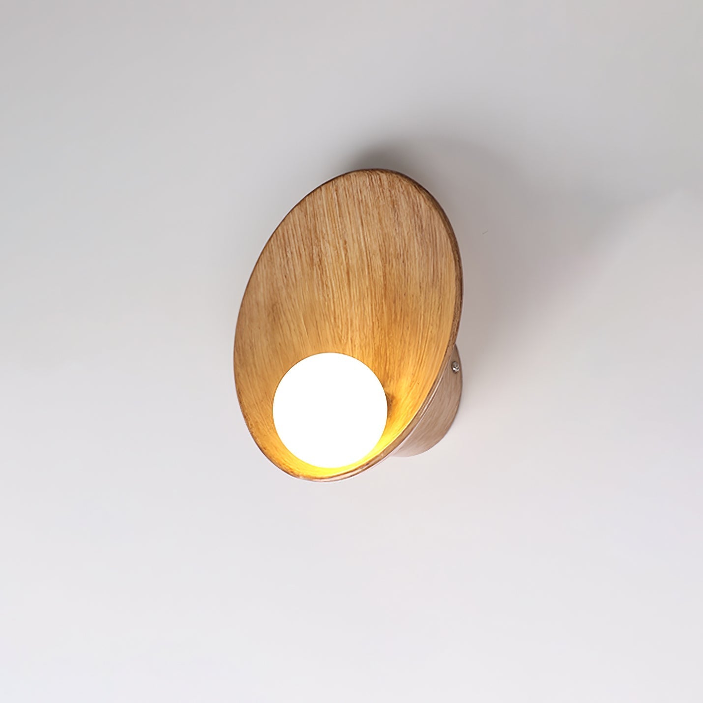 Semos Wall Light