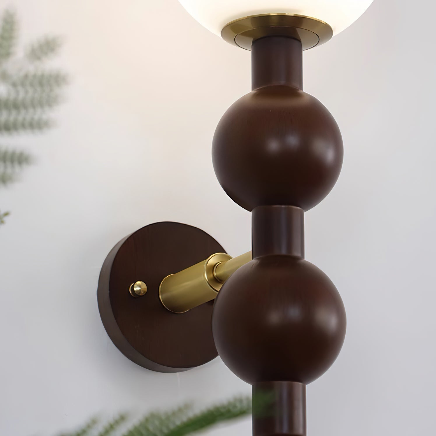 Dylvor Wall Light
