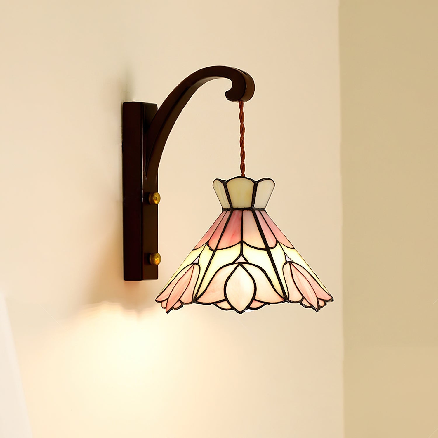 Sadena Tiffany Wall Light