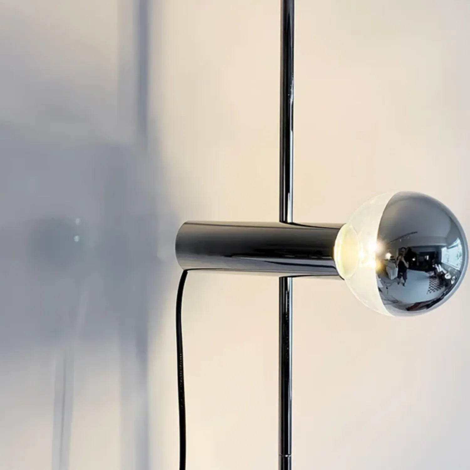 Sefeso Floor Lamp