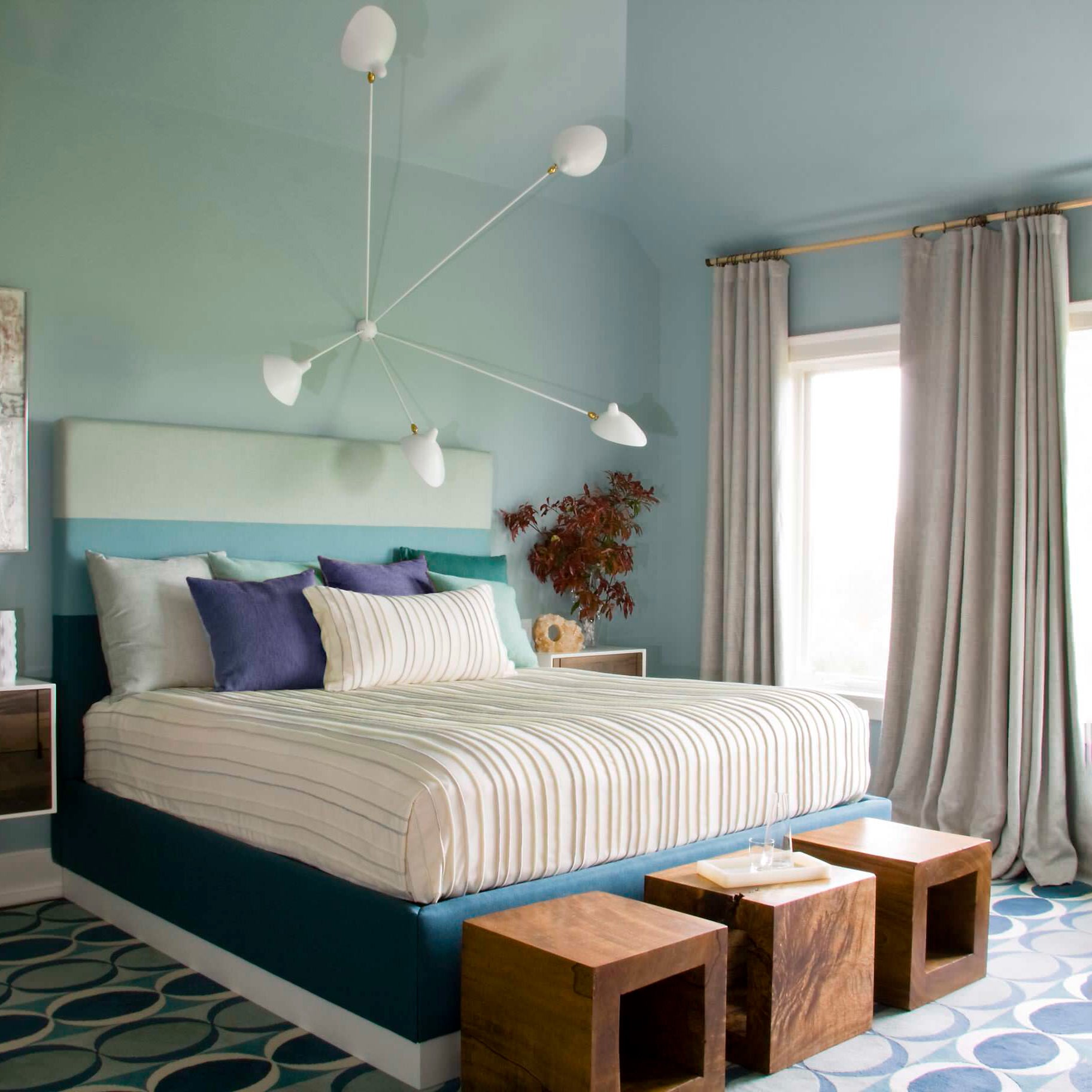 Sergun Ceiling Light