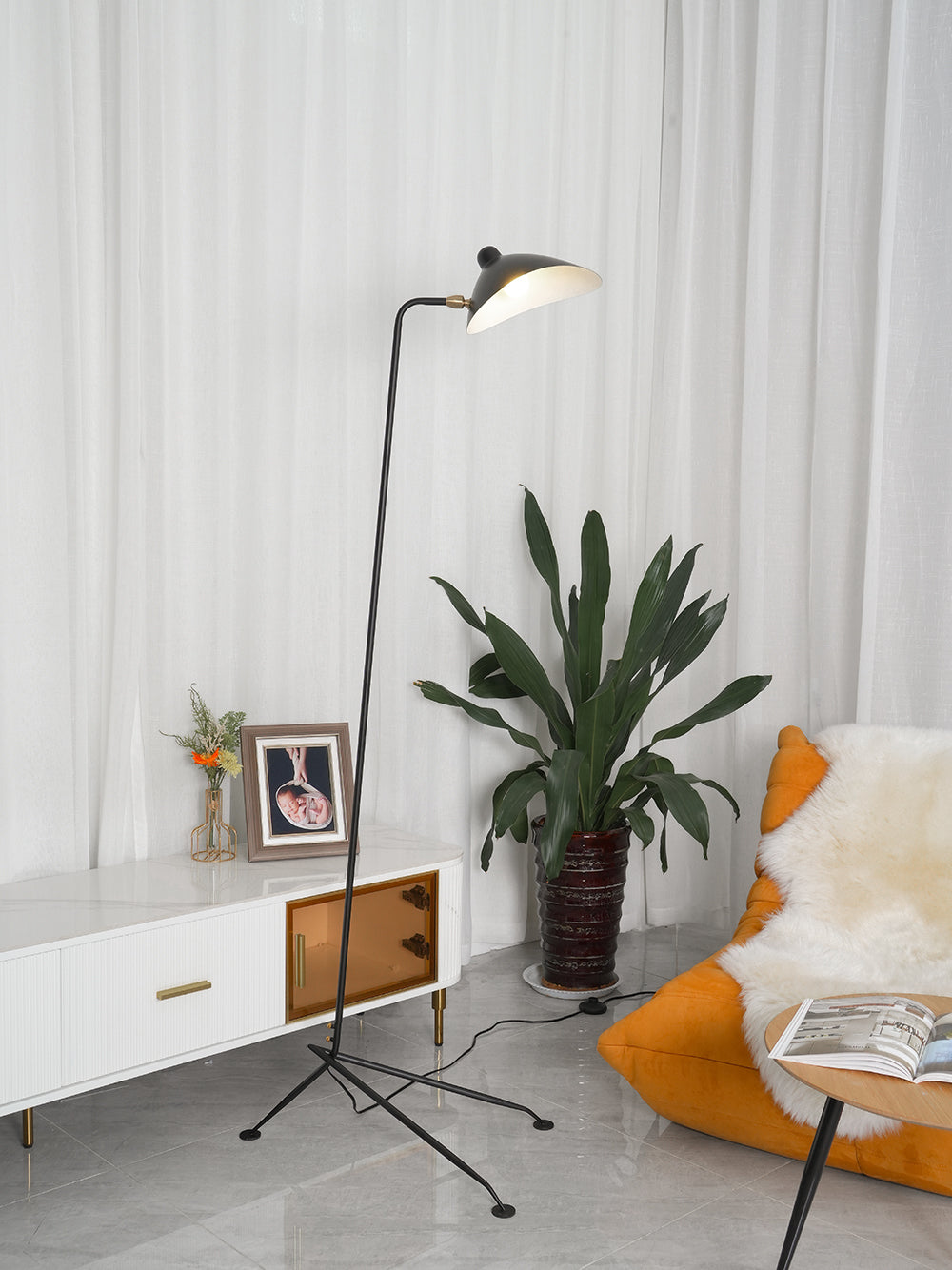 Quinlio Floor Lamp