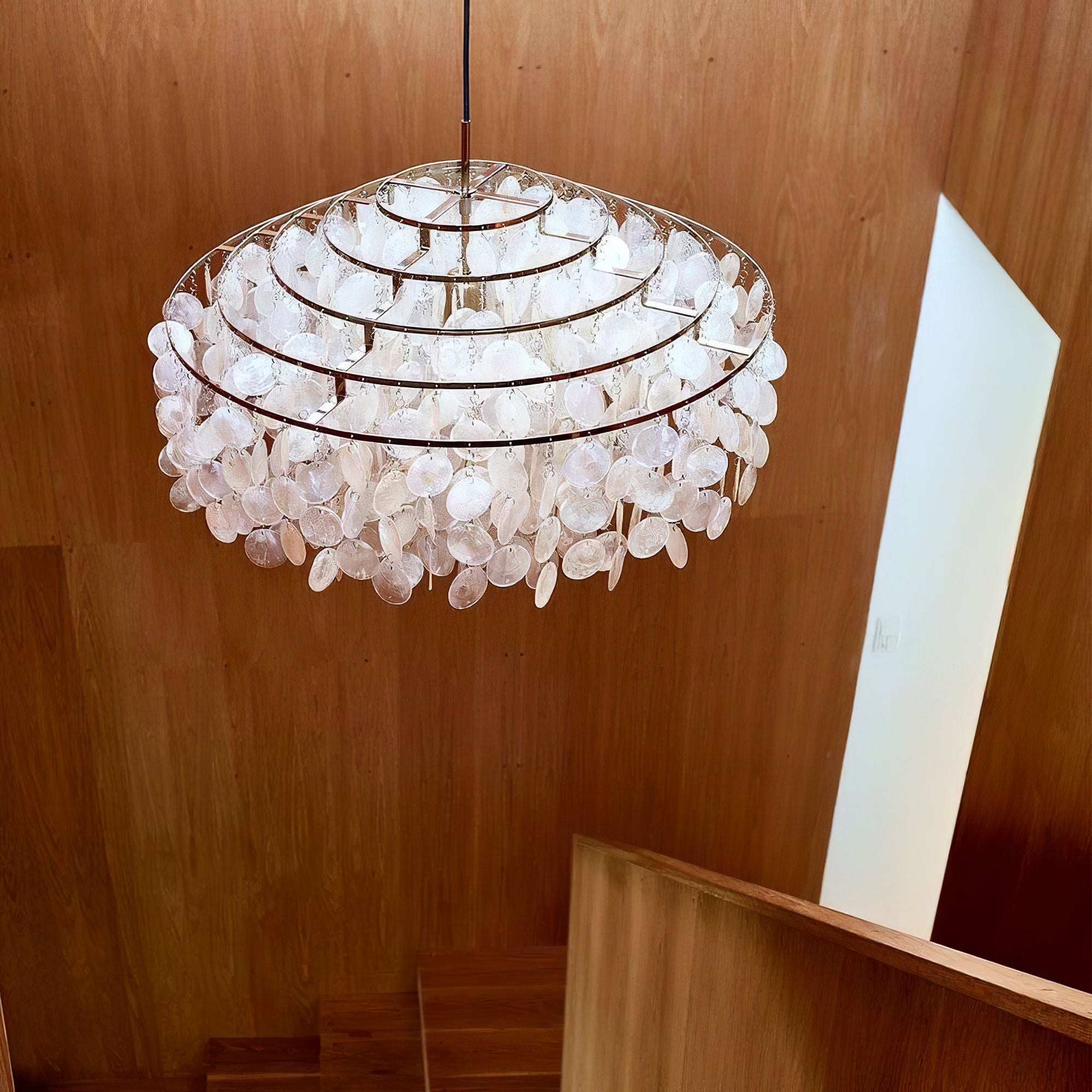Qanserrino Chandelier