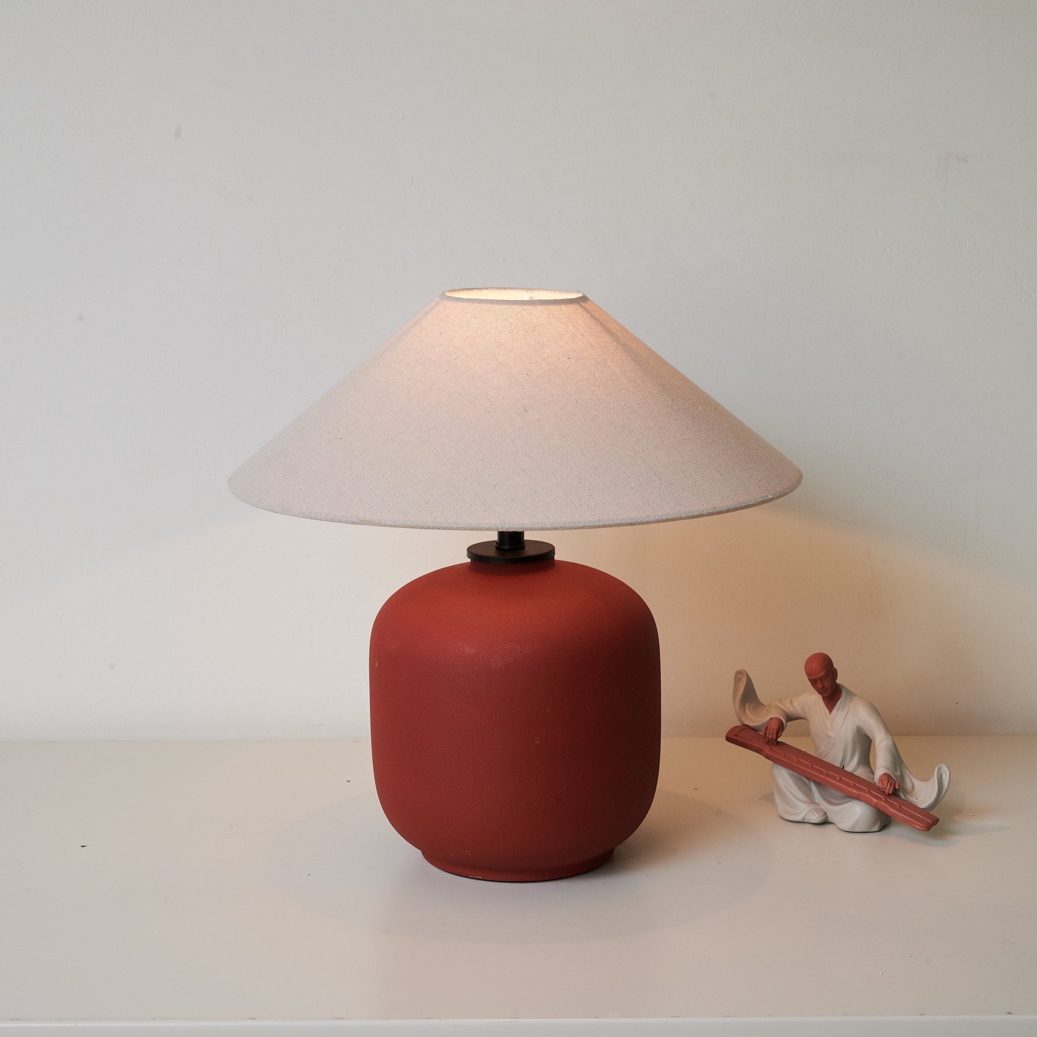 Soneca Table Lamp
