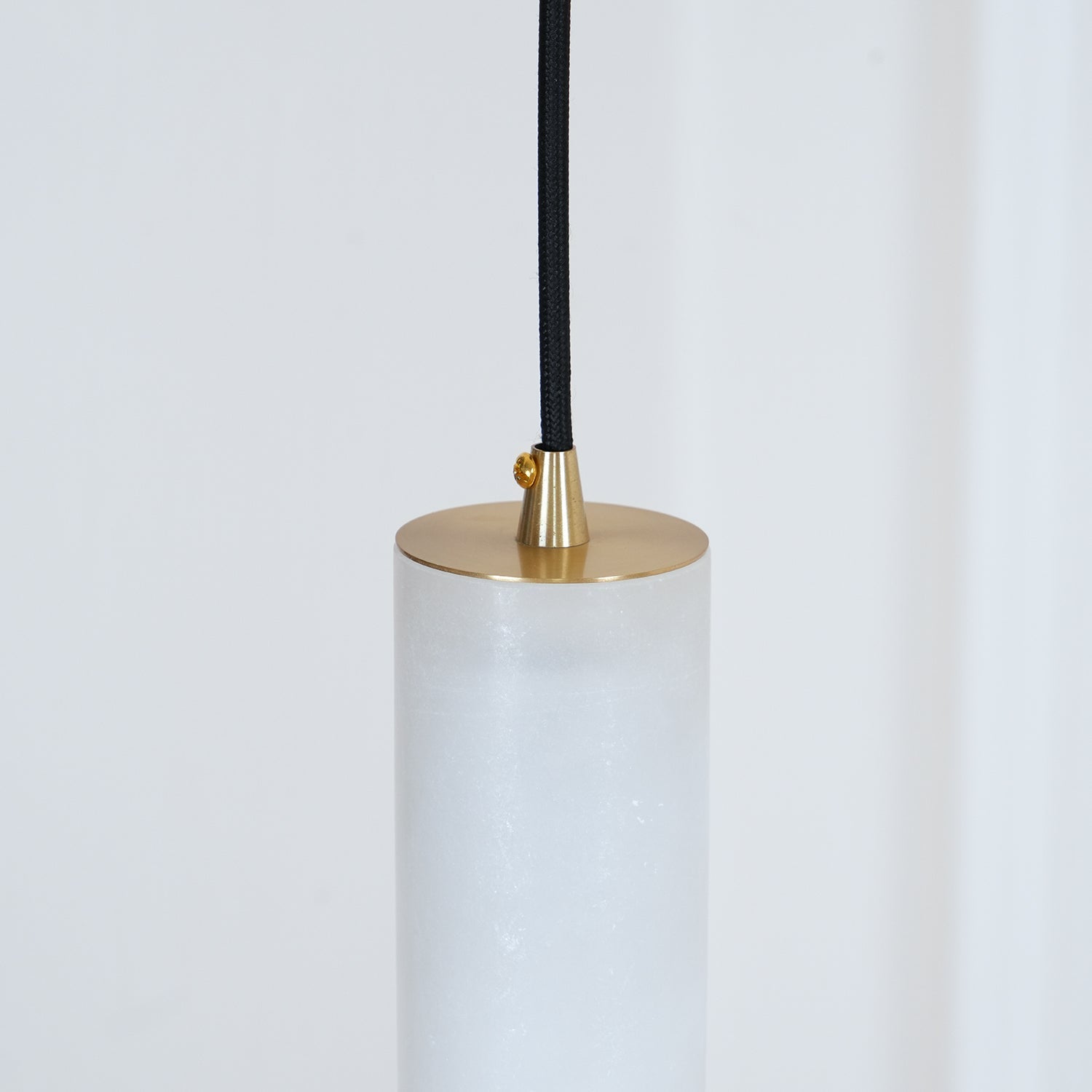 Virello Alabaster Pendant Light