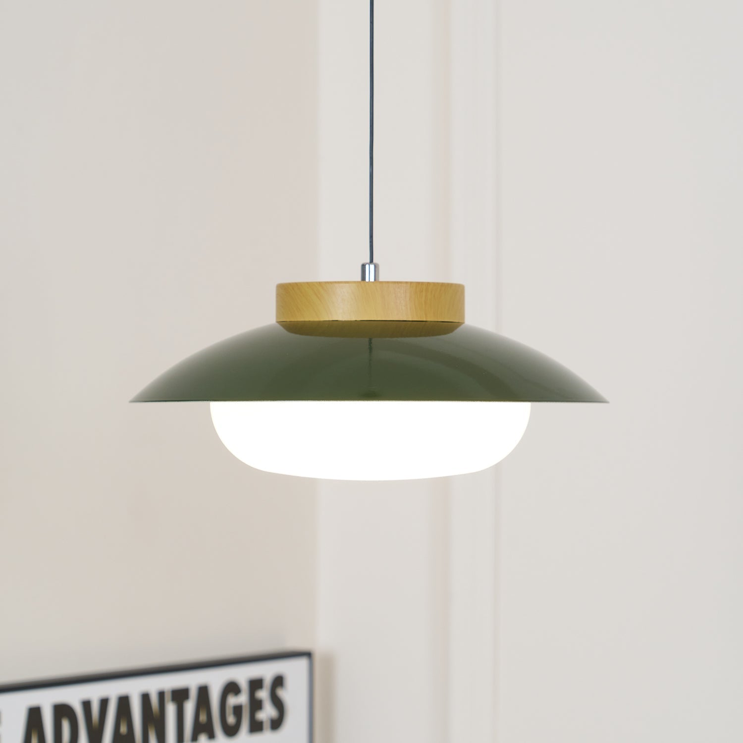 Kanser Pendant Light