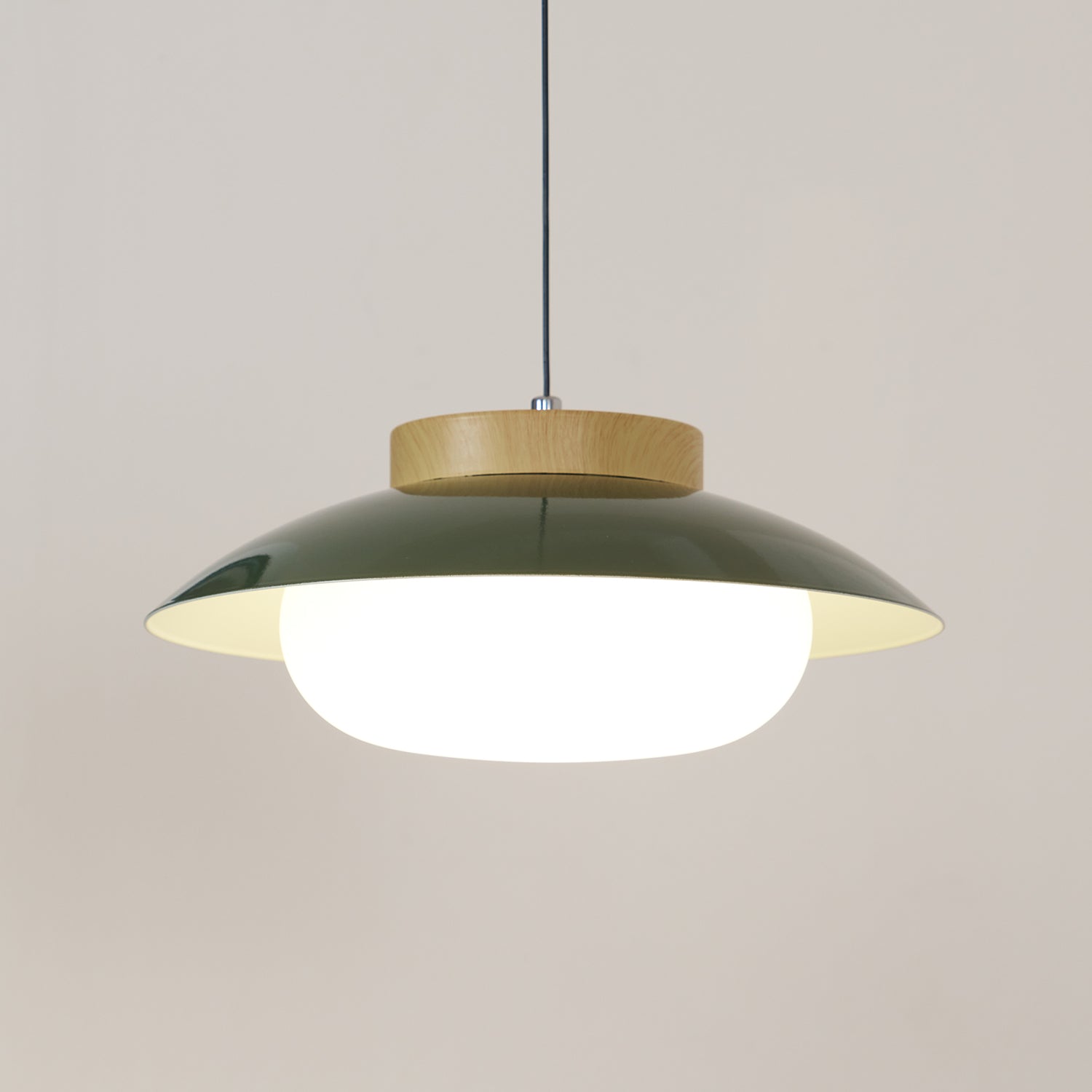 Kanser Pendant Light