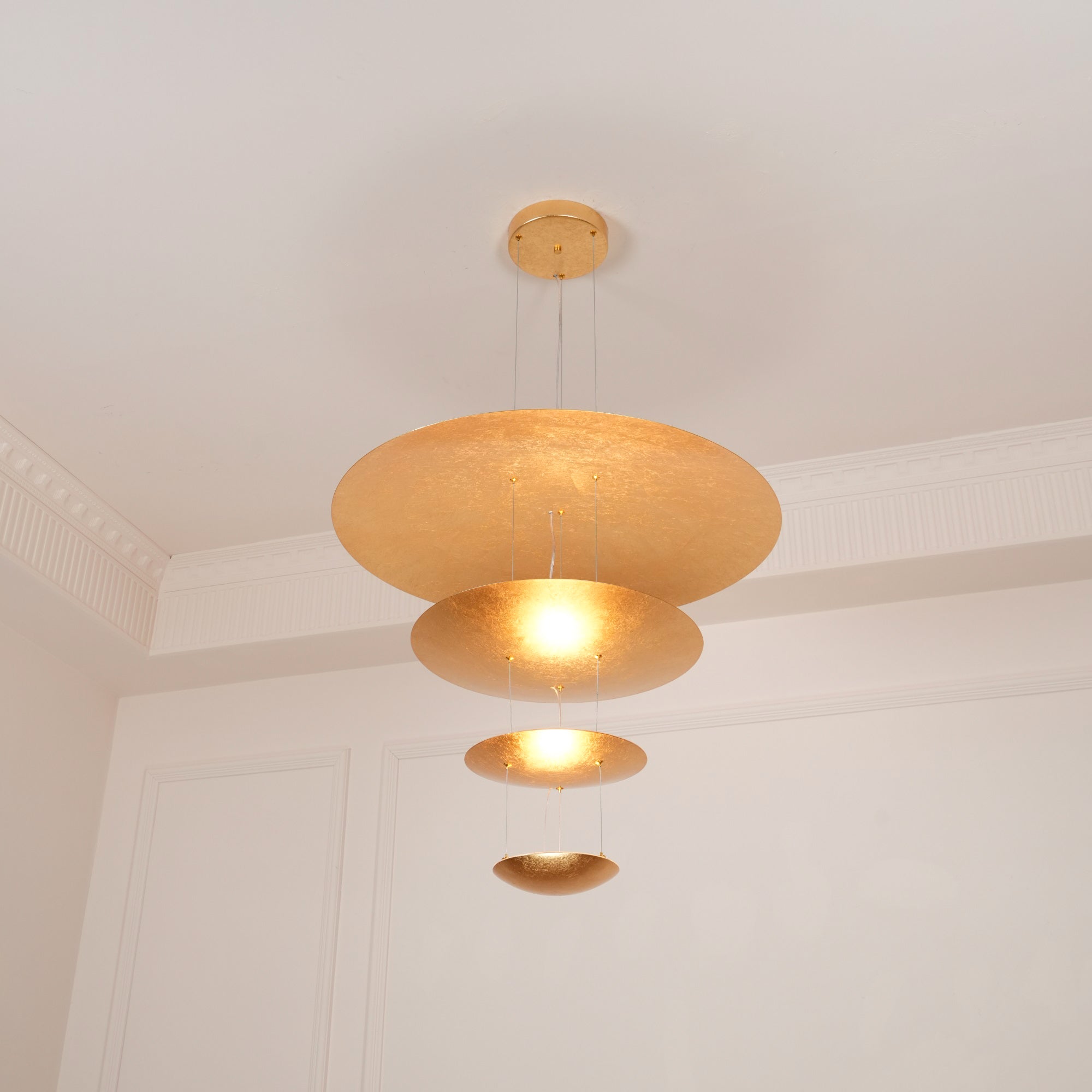 Quazo Disc Pendant Light