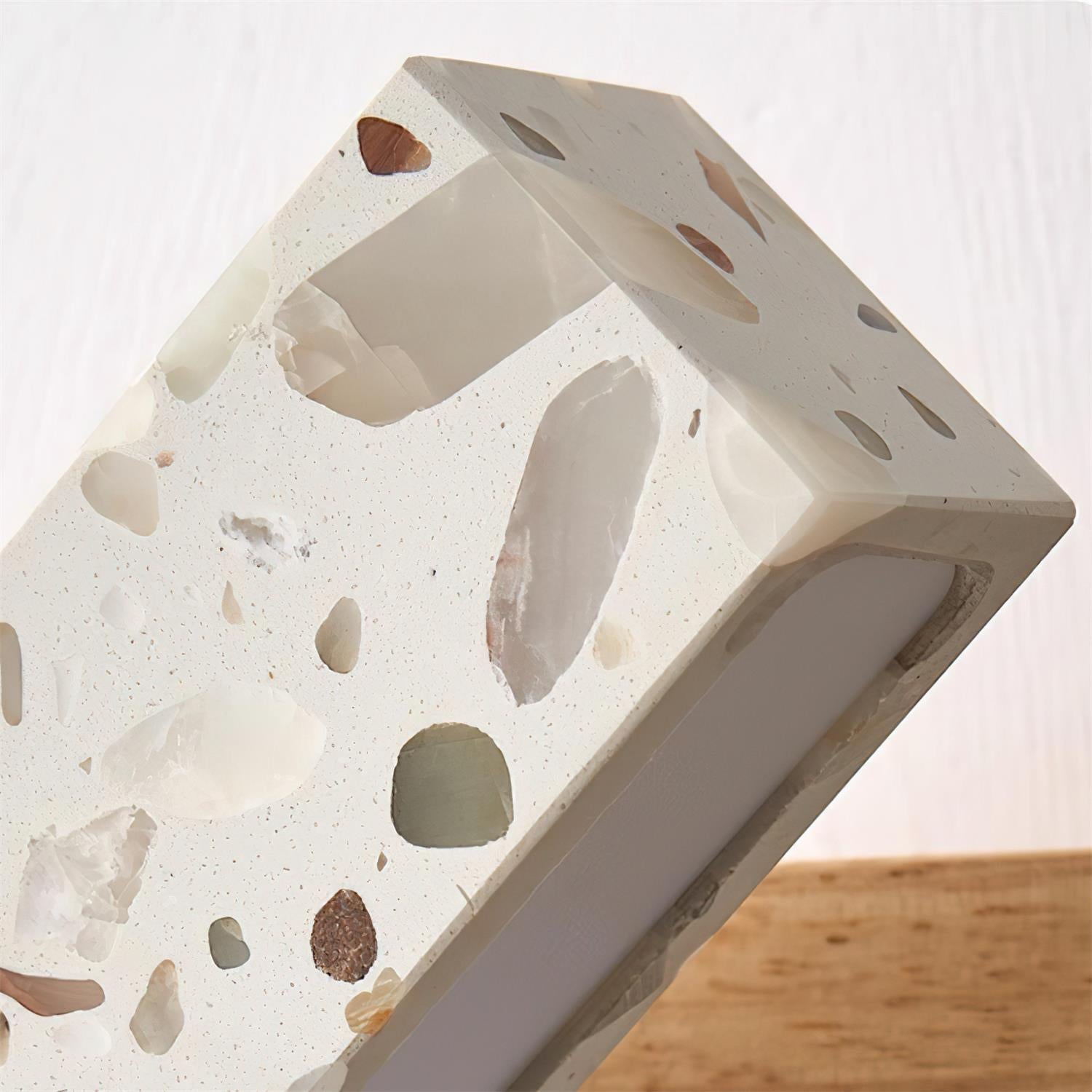 Olivesa Wall Light
