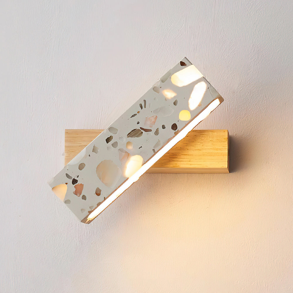Olivesa Wall Light