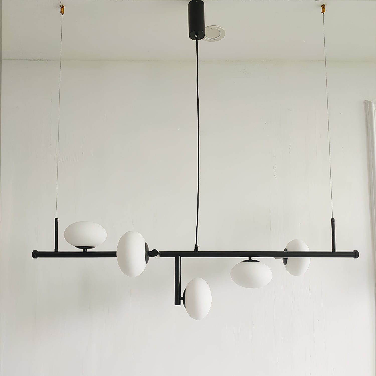 Gyomessa Pendant Light