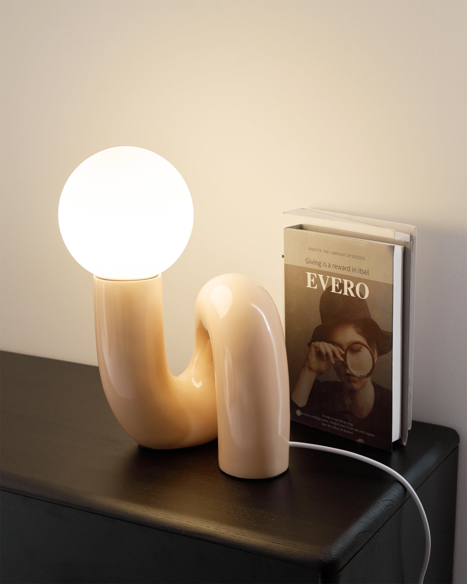 Ellfordia Spiral Table Lamp
