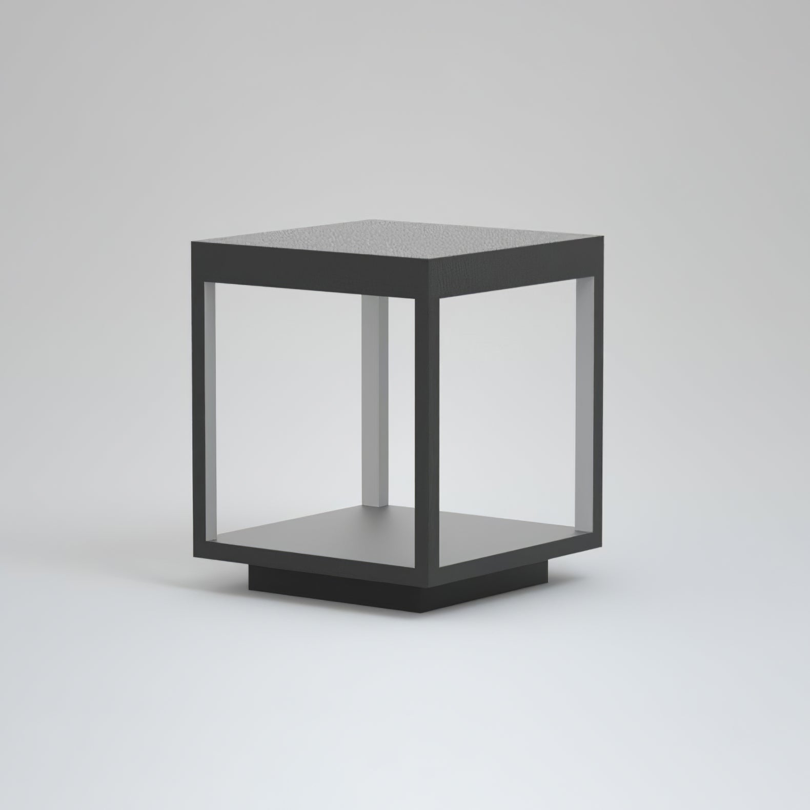 Sylonar Outdoor Light