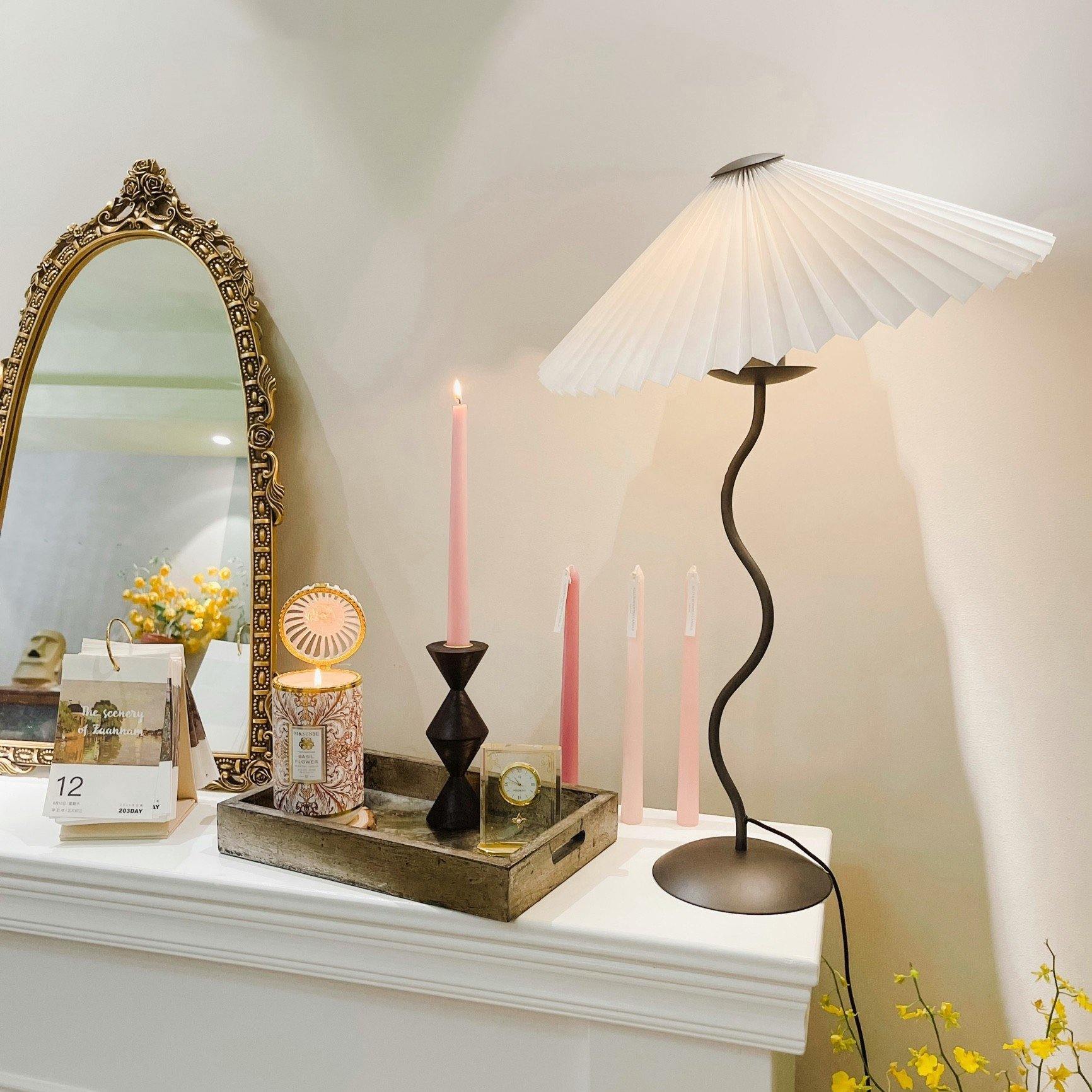 Pavon Table Lamp