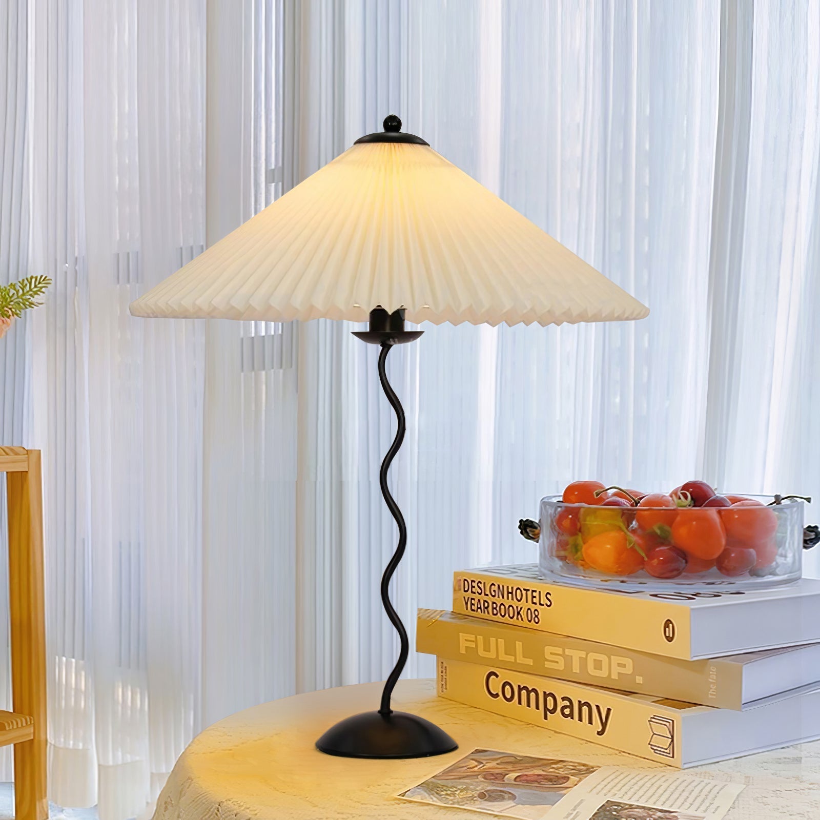 Pavon Table Lamp