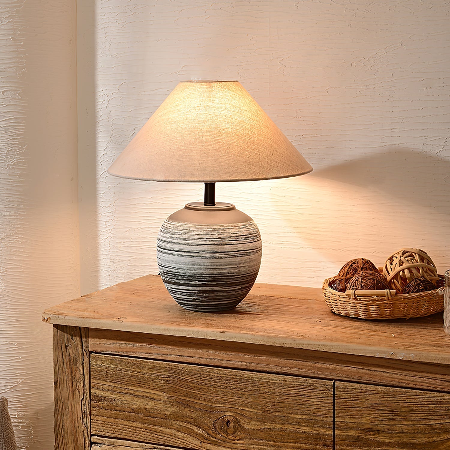 Motos Table Lamp