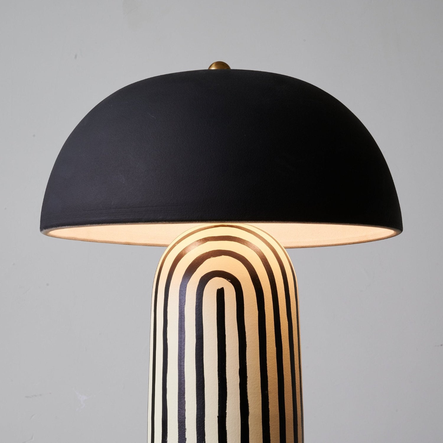 Strepa Table Lamp