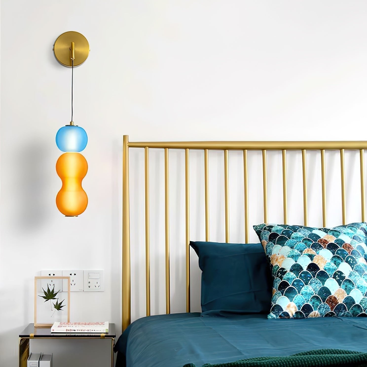 Suigon Wall Light